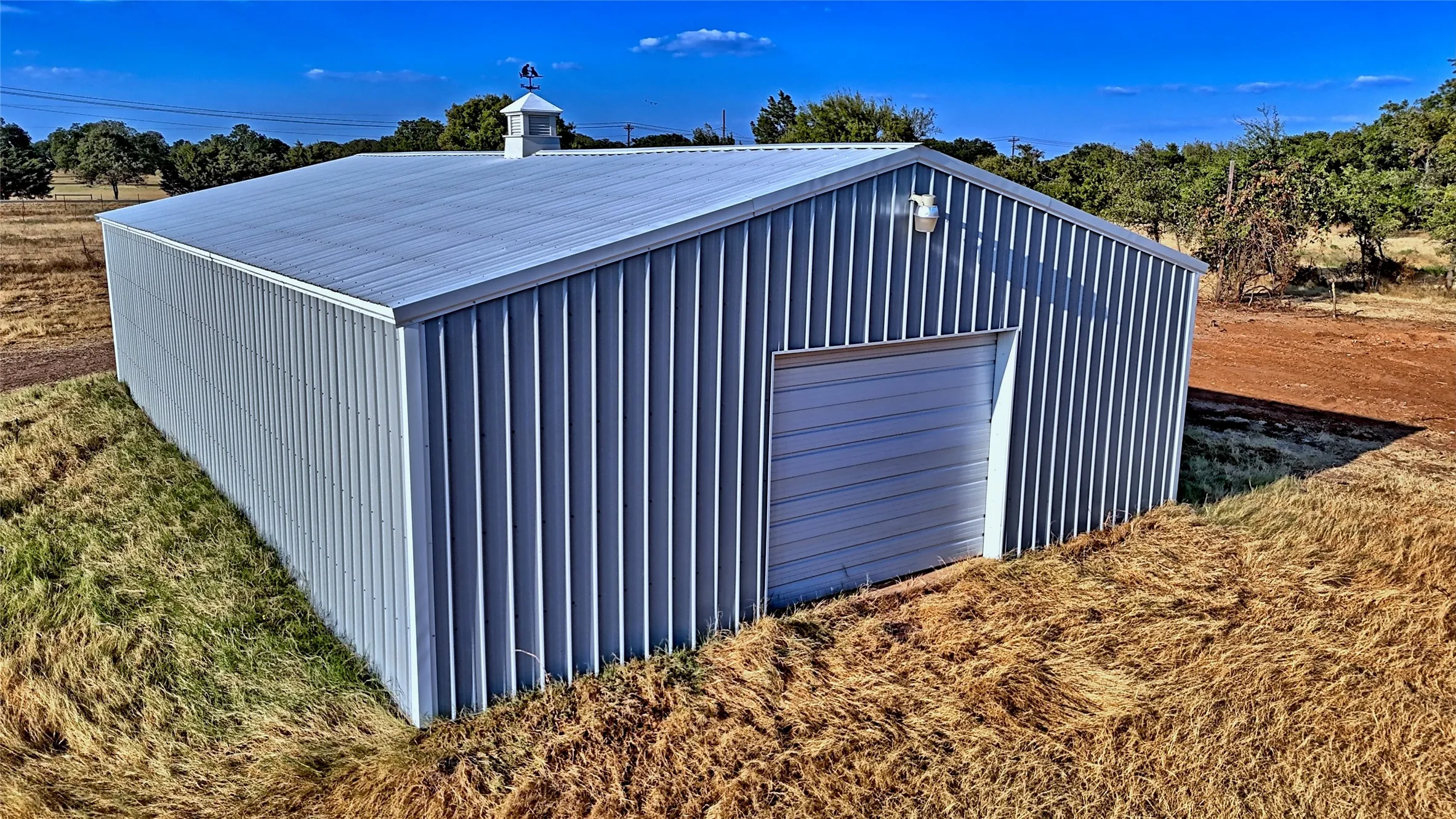 Single Family Residence For Sale in Montague County , 5423 Fm 1956, Nocona, Texas 76255, 4 Bedroom, 2 Bathroom, Garage spaces, 1,620 Sqft, built in 1955, mls#21369687, Real Estate Agent in Nocona, Homes For Sale in Montague county, Homes For Sale in Nocona, Realtor in Nocona Texas, Real Estate Brokerage Independent Realty Texas, Luminita Cordes Realtor
