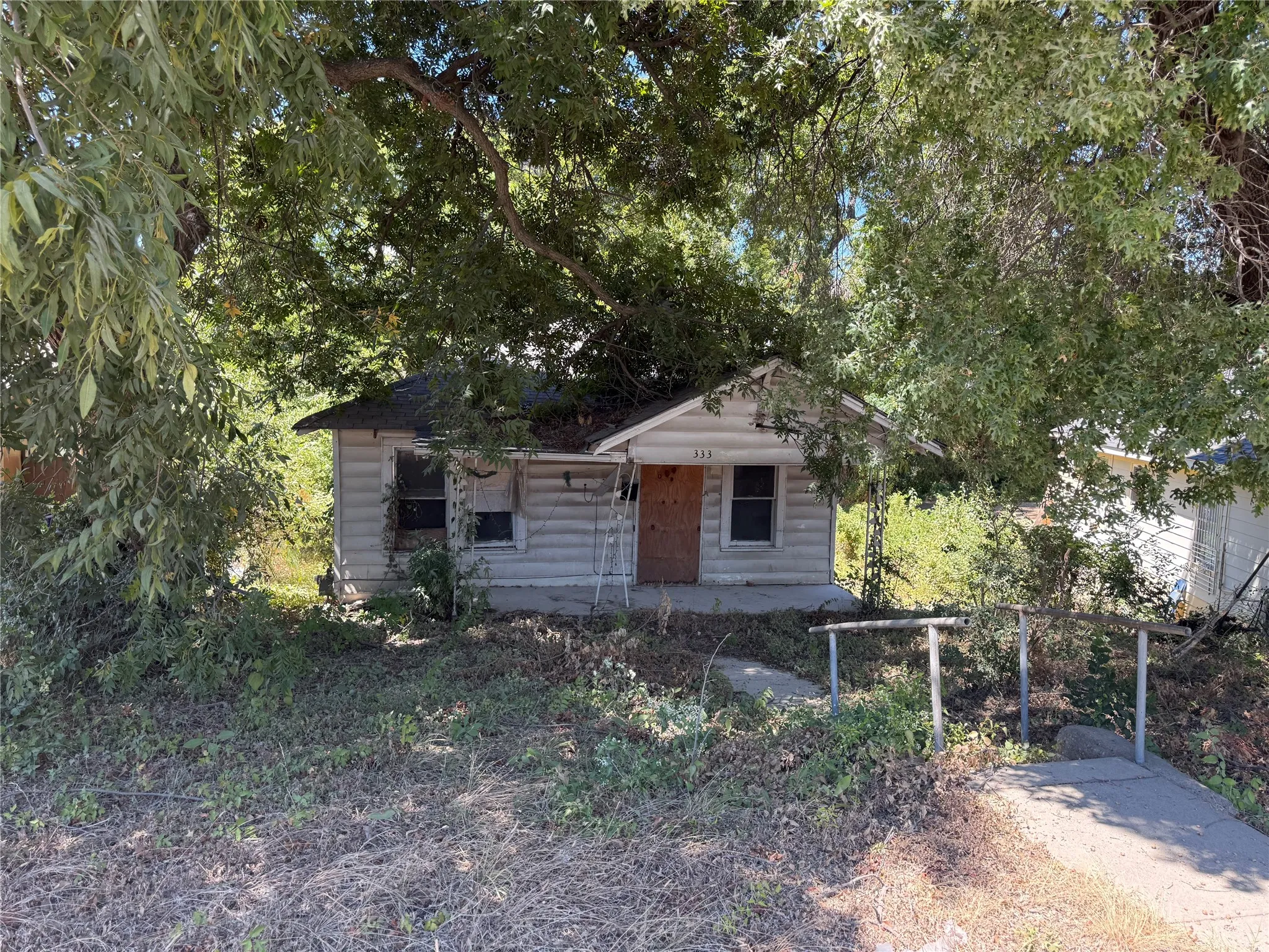 Improved Land For Sale in Dallas County , 333 Bonnie View Road, Dallas, Texas 75203, 0, 0, Garage spaces, 0 Sqft, built in 1925, mls#21379605, Real Estate Agent in Dallas, Homes For Sale in Dallas county, Homes For Sale in Dallas, Realtor in Dallas Texas, Real Estate Brokerage Independent Realty Texas, Luminita Cordes Realtor