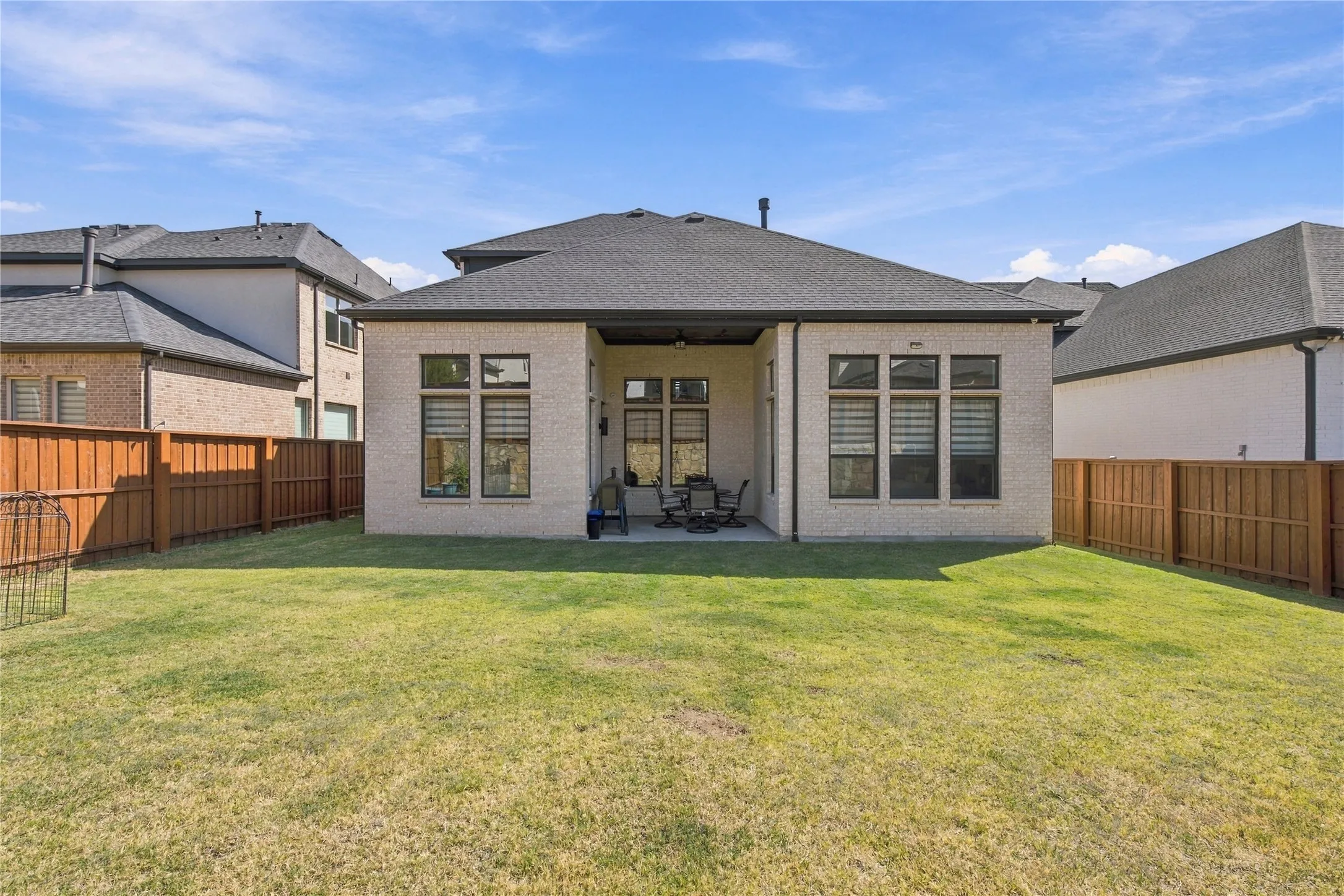 Single Family Residence For Sale in Collin County , 848 Baugh Drive, Allen, Texas 75013, 5 Bedroom, 5 Bathroom, 2 Garage spaces, 3,638 Sqft, built in 2020, mls#21379601, Real Estate Agent in Allen, Homes For Sale in Collin county, Homes For Sale in Allen, Realtor in Allen Texas, Real Estate Brokerage Independent Realty Texas, Luminita Cordes Realtor