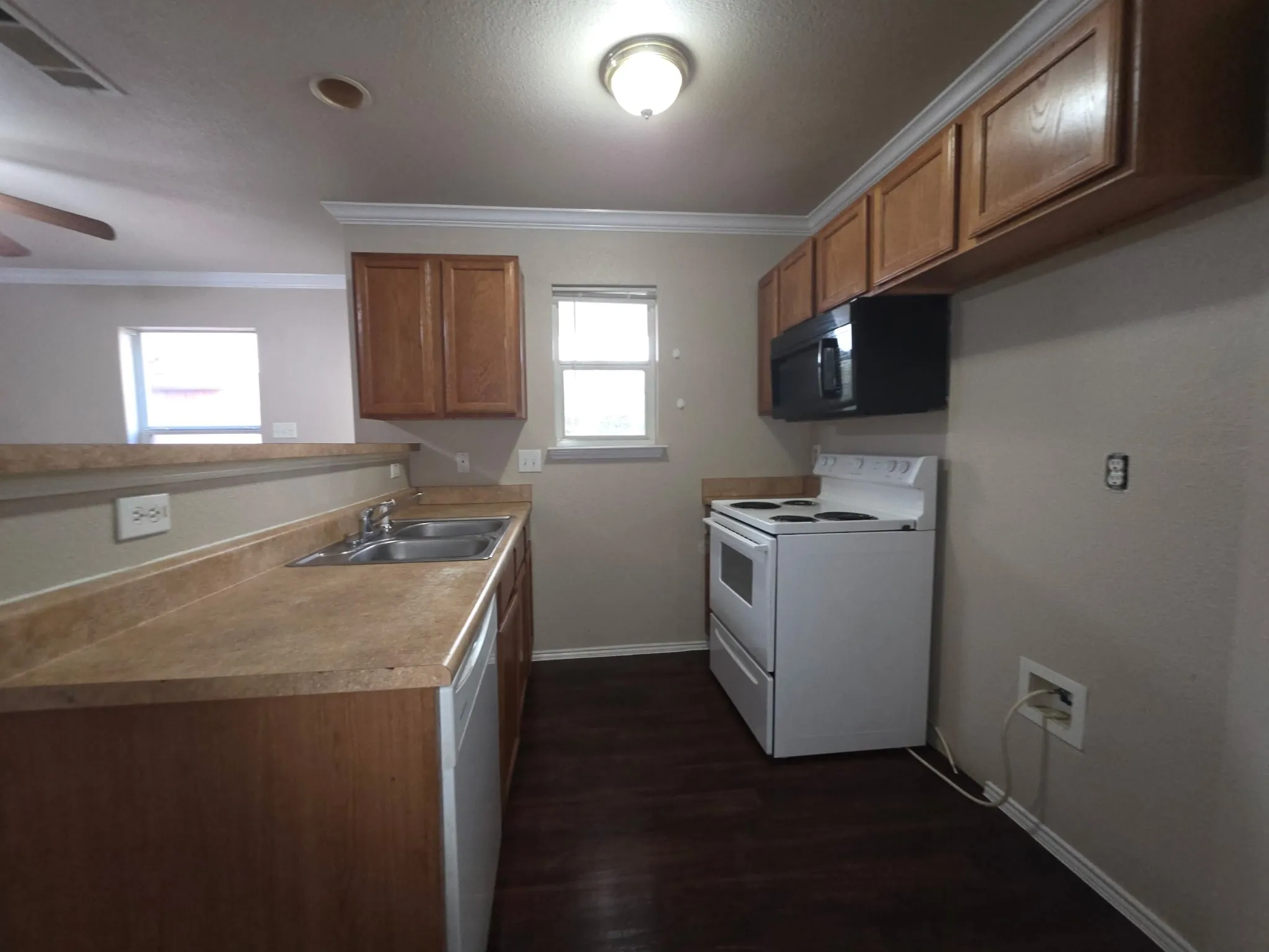 Single Family Residence For Sale in Tarrant County , 1249 Village Garden Drive, Azle, Texas 76020, 4 Bedroom, 2 Bathroom, 1 Garage spaces, 1,246 Sqft, built in 2005, mls#21379611, Real Estate Agent in Azle, Homes For Sale in Tarrant county, Homes For Sale in Azle, Realtor in Azle Texas, Real Estate Brokerage Independent Realty Texas, Luminita Cordes Realtor