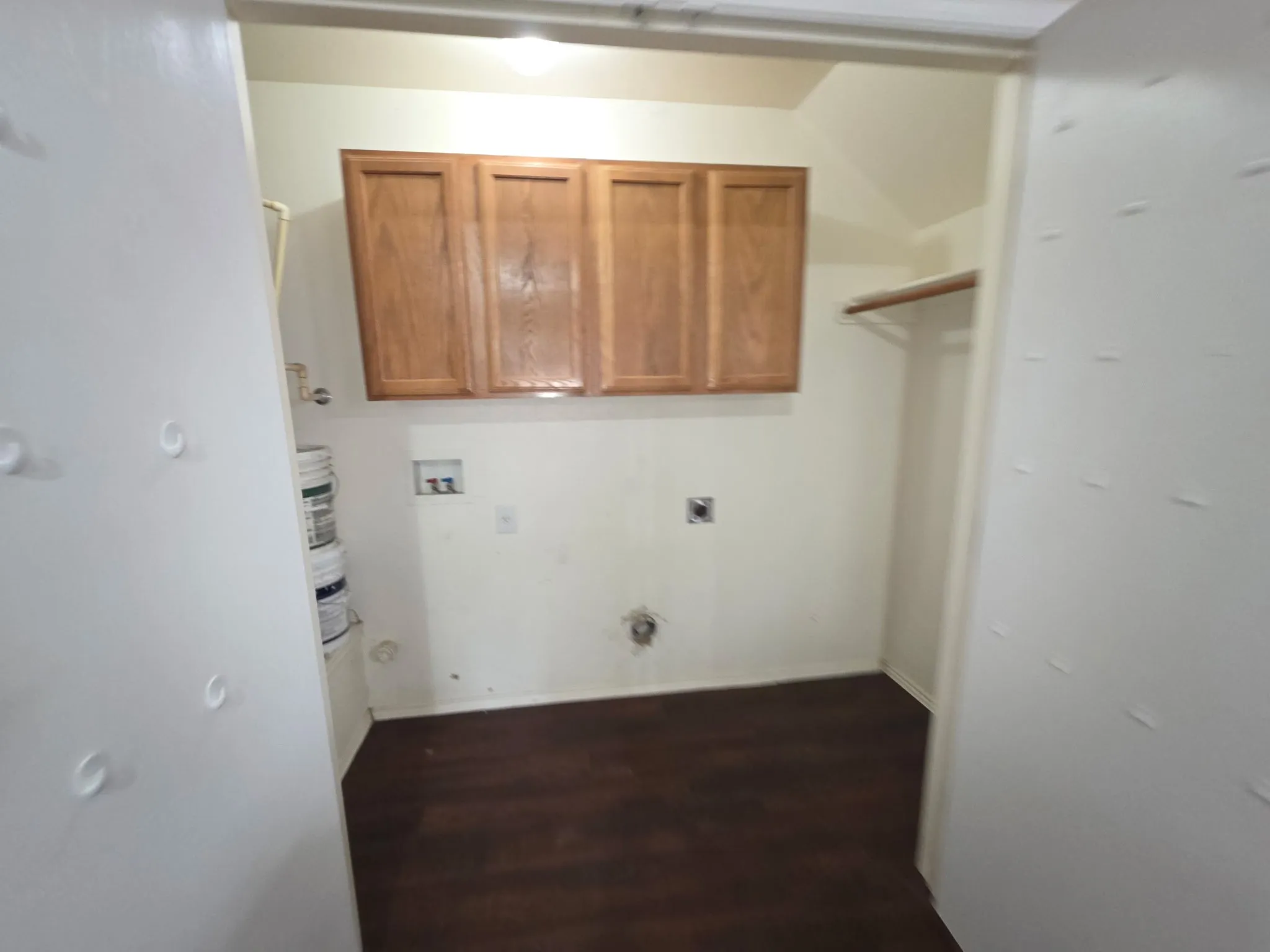 Single Family Residence For Sale in Tarrant County , 1249 Village Garden Drive, Azle, Texas 76020, 4 Bedroom, 2 Bathroom, 1 Garage spaces, 1,246 Sqft, built in 2005, mls#21379611, Real Estate Agent in Azle, Homes For Sale in Tarrant county, Homes For Sale in Azle, Realtor in Azle Texas, Real Estate Brokerage Independent Realty Texas, Luminita Cordes Realtor