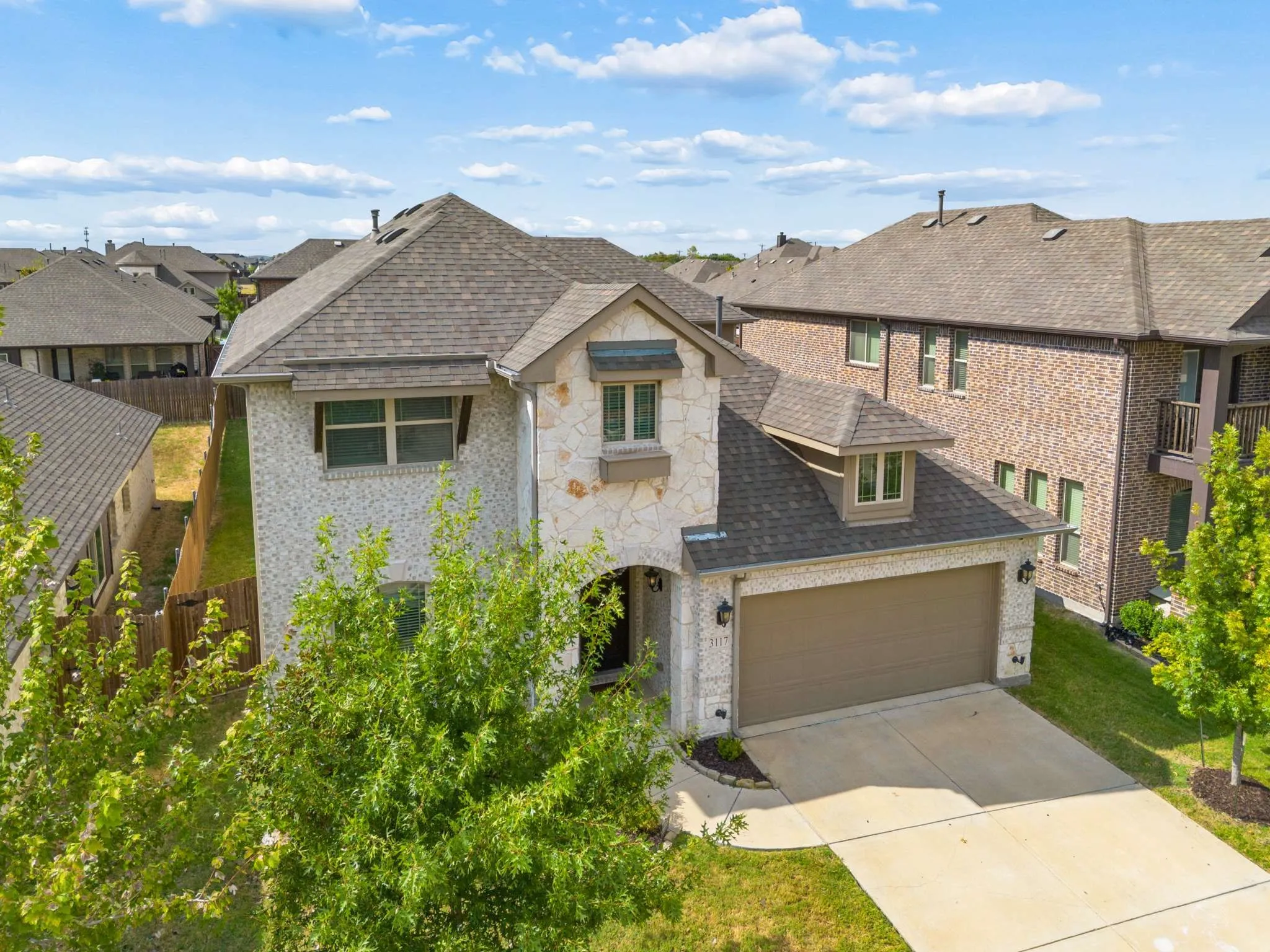Single Family Residence For Sale in Dallas County , 3117 Brookhill Lane, Mesquite, Texas 75181, 4 Bedroom, 3 Bathroom, 2 Garage spaces, 3,017 Sqft, built in 2021, mls#21379619, Real Estate Agent in Mesquite, Homes For Sale in Dallas county, Homes For Sale in Mesquite, Realtor in Mesquite Texas, Real Estate Brokerage Independent Realty Texas, Luminita Cordes Realtor