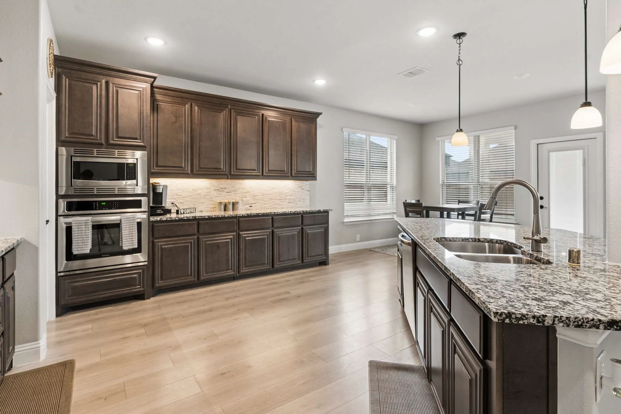 Single Family Residence For Sale in Dallas County , 3117 Brookhill Lane, Mesquite, Texas 75181, 4 Bedroom, 3 Bathroom, 2 Garage spaces, 3,017 Sqft, built in 2021, mls#21379619, Real Estate Agent in Mesquite, Homes For Sale in Dallas county, Homes For Sale in Mesquite, Realtor in Mesquite Texas, Real Estate Brokerage Independent Realty Texas, Luminita Cordes Realtor
