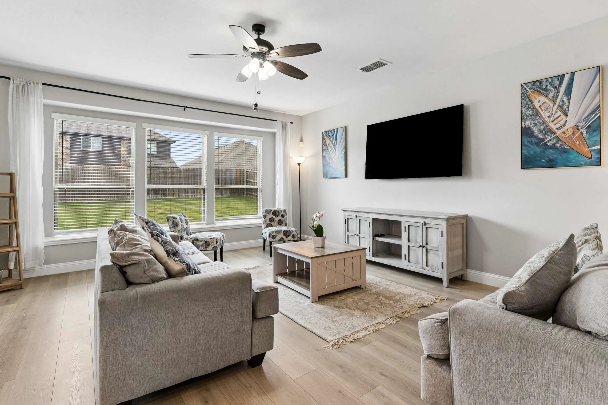 Single Family Residence For Sale in Dallas County , 3117 Brookhill Lane, Mesquite, Texas 75181, 4 Bedroom, 3 Bathroom, 2 Garage spaces, 3,017 Sqft, built in 2021, mls#21379619, Real Estate Agent in Mesquite, Homes For Sale in Dallas county, Homes For Sale in Mesquite, Realtor in Mesquite Texas, Real Estate Brokerage Independent Realty Texas, Luminita Cordes Realtor