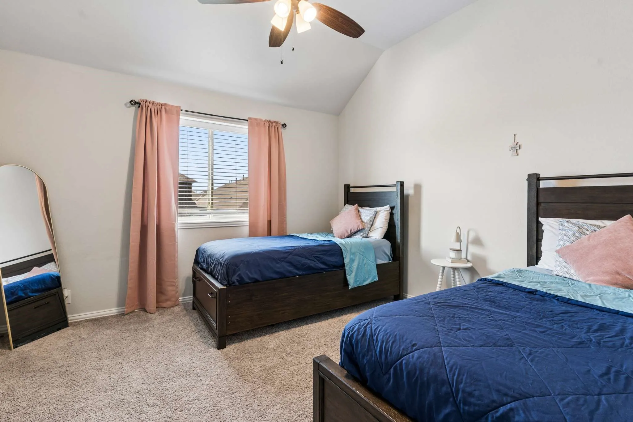 Single Family Residence For Sale in Dallas County , 3117 Brookhill Lane, Mesquite, Texas 75181, 4 Bedroom, 3 Bathroom, 2 Garage spaces, 3,017 Sqft, built in 2021, mls#21379619, Real Estate Agent in Mesquite, Homes For Sale in Dallas county, Homes For Sale in Mesquite, Realtor in Mesquite Texas, Real Estate Brokerage Independent Realty Texas, Luminita Cordes Realtor