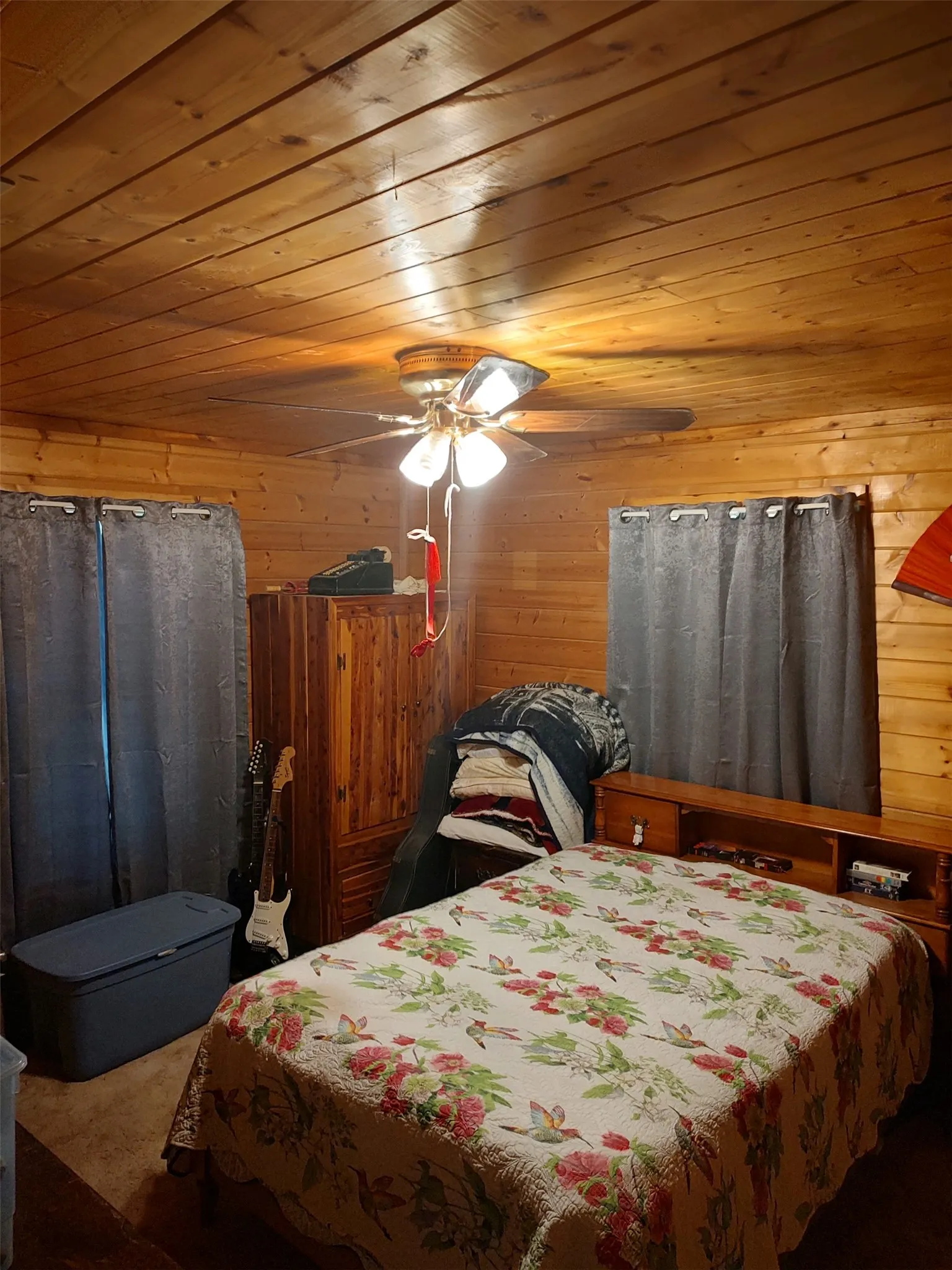 Guest bedroom 2.