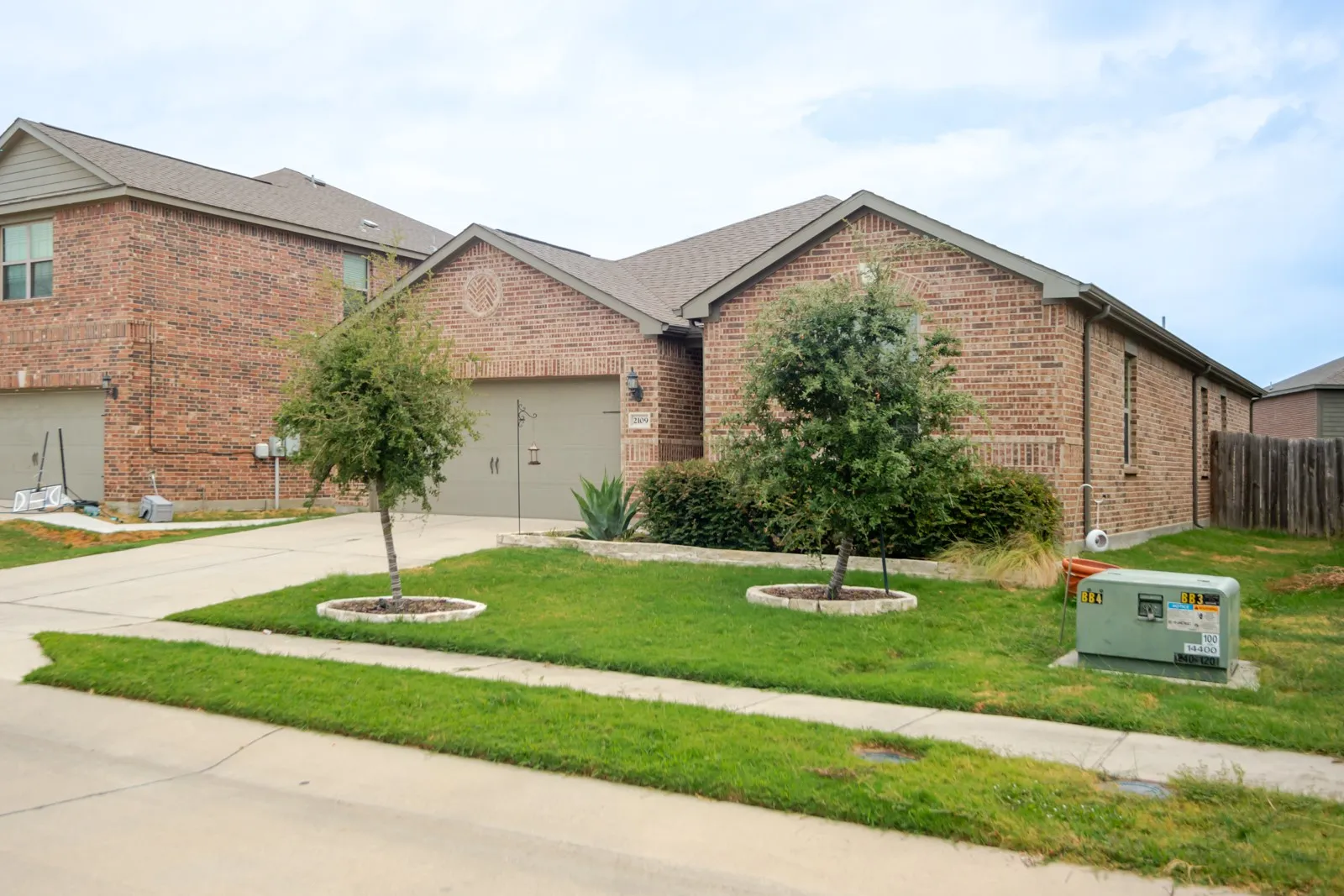 Single Family Residence For Rent in Collin County , 2109 Barrow Street, Princeton, Texas 75407, 3 Bedroom, 2 Bathroom, 2 Garage spaces, 1,658 Sqft, built in 2019, mls#21379615, Real Estate Agent in Princeton, Homes For Rent in Collin county, Homes For Rent in Princeton, Realtor in Princeton Texas, Real Estate Brokerage Independent Realty Texas, Luminita Cordes Realtor