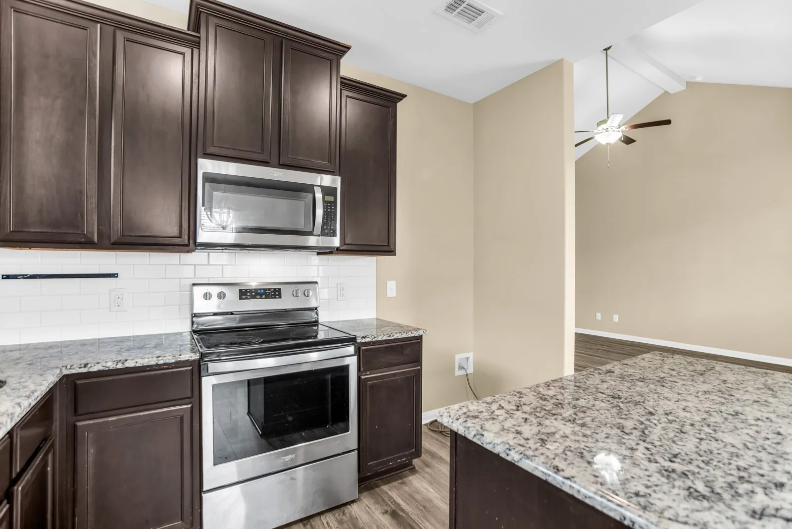 Single Family Residence For Rent in Collin County , 2109 Barrow Street, Princeton, Texas 75407, 3 Bedroom, 2 Bathroom, 2 Garage spaces, 1,658 Sqft, built in 2019, mls#21379615, Real Estate Agent in Princeton, Homes For Rent in Collin county, Homes For Rent in Princeton, Realtor in Princeton Texas, Real Estate Brokerage Independent Realty Texas, Luminita Cordes Realtor