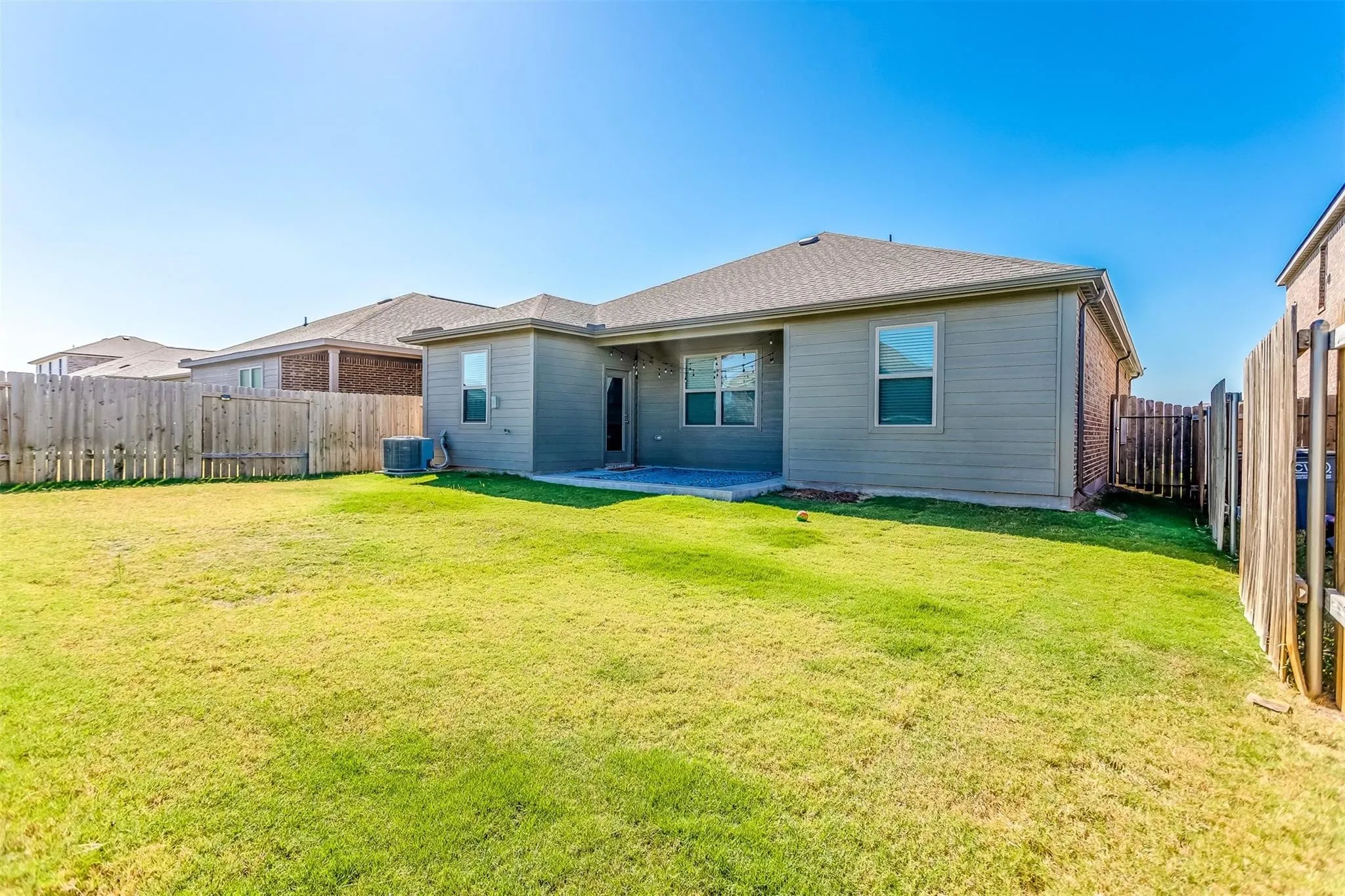 Single Family Residence For Rent in Collin County , 2109 Barrow Street, Princeton, Texas 75407, 3 Bedroom, 2 Bathroom, 2 Garage spaces, 1,658 Sqft, built in 2019, mls#21379615, Real Estate Agent in Princeton, Homes For Rent in Collin county, Homes For Rent in Princeton, Realtor in Princeton Texas, Real Estate Brokerage Independent Realty Texas, Luminita Cordes Realtor