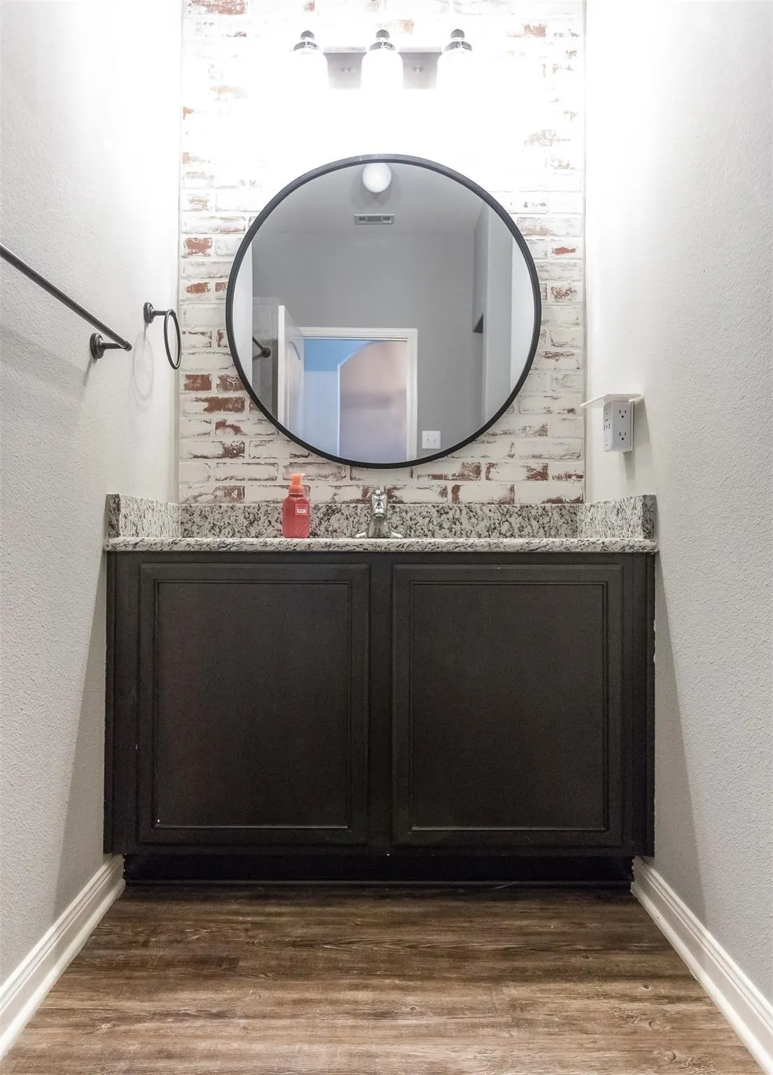 Single Family Residence For Rent in Collin County , 2109 Barrow Street, Princeton, Texas 75407, 3 Bedroom, 2 Bathroom, 2 Garage spaces, 1,658 Sqft, built in 2019, mls#21379615, Real Estate Agent in Princeton, Homes For Rent in Collin county, Homes For Rent in Princeton, Realtor in Princeton Texas, Real Estate Brokerage Independent Realty Texas, Luminita Cordes Realtor