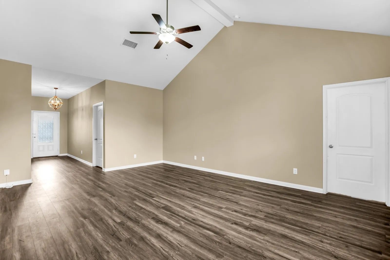 Single Family Residence For Rent in Collin County , 2109 Barrow Street, Princeton, Texas 75407, 3 Bedroom, 2 Bathroom, 2 Garage spaces, 1,658 Sqft, built in 2019, mls#21379615, Real Estate Agent in Princeton, Homes For Rent in Collin county, Homes For Rent in Princeton, Realtor in Princeton Texas, Real Estate Brokerage Independent Realty Texas, Luminita Cordes Realtor