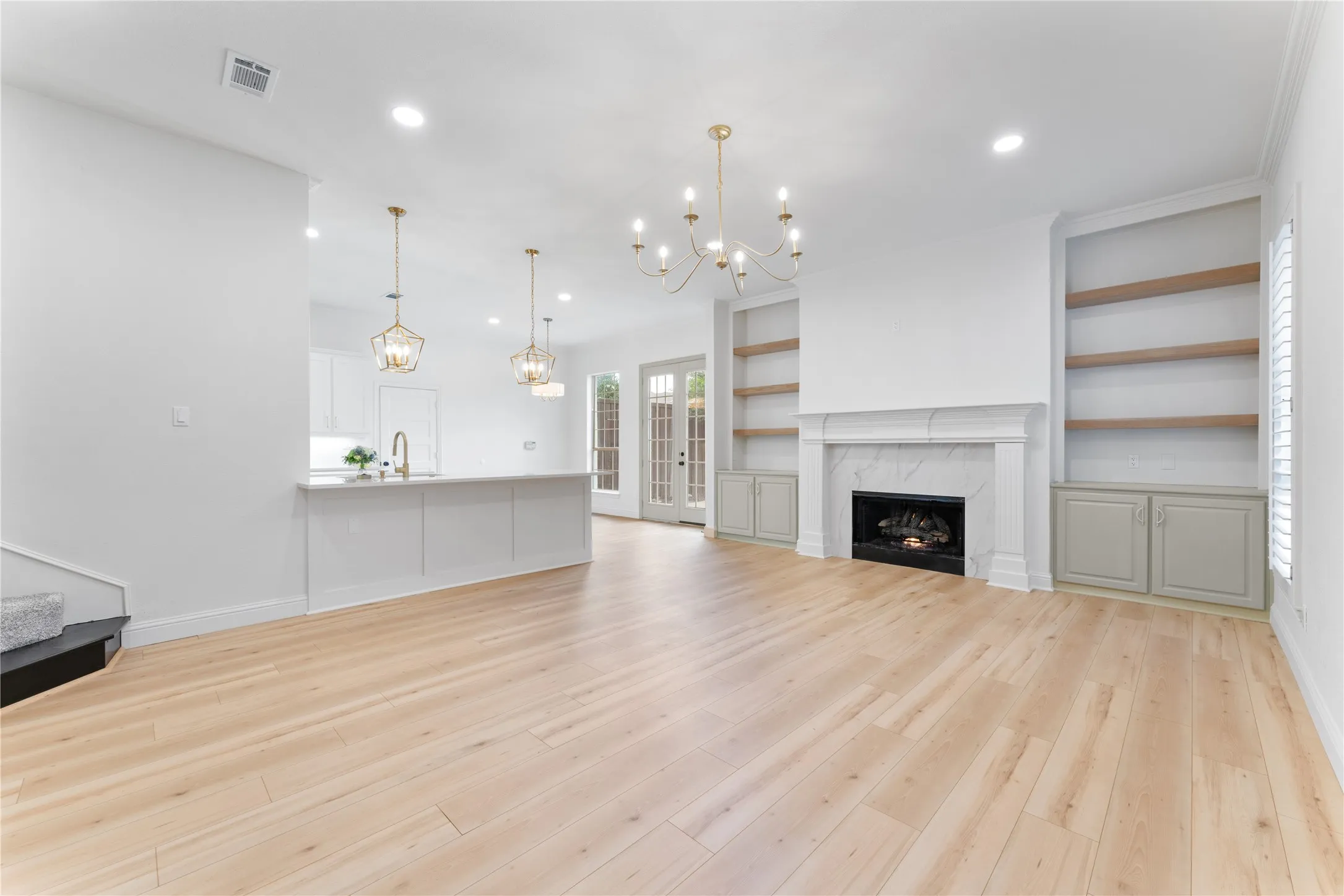 Single Family Residence For Rent in Collin County , 3316 Westover Drive, Plano, Texas 75093, 4 Bedroom, 3 Bathroom, 2 Garage spaces, 3,166 Sqft, built in 1998, mls#21379622, Real Estate Agent in Plano, Homes For Rent in Collin county, Homes For Rent in Plano, Realtor in Plano Texas, Real Estate Brokerage Independent Realty Texas, Luminita Cordes Realtor