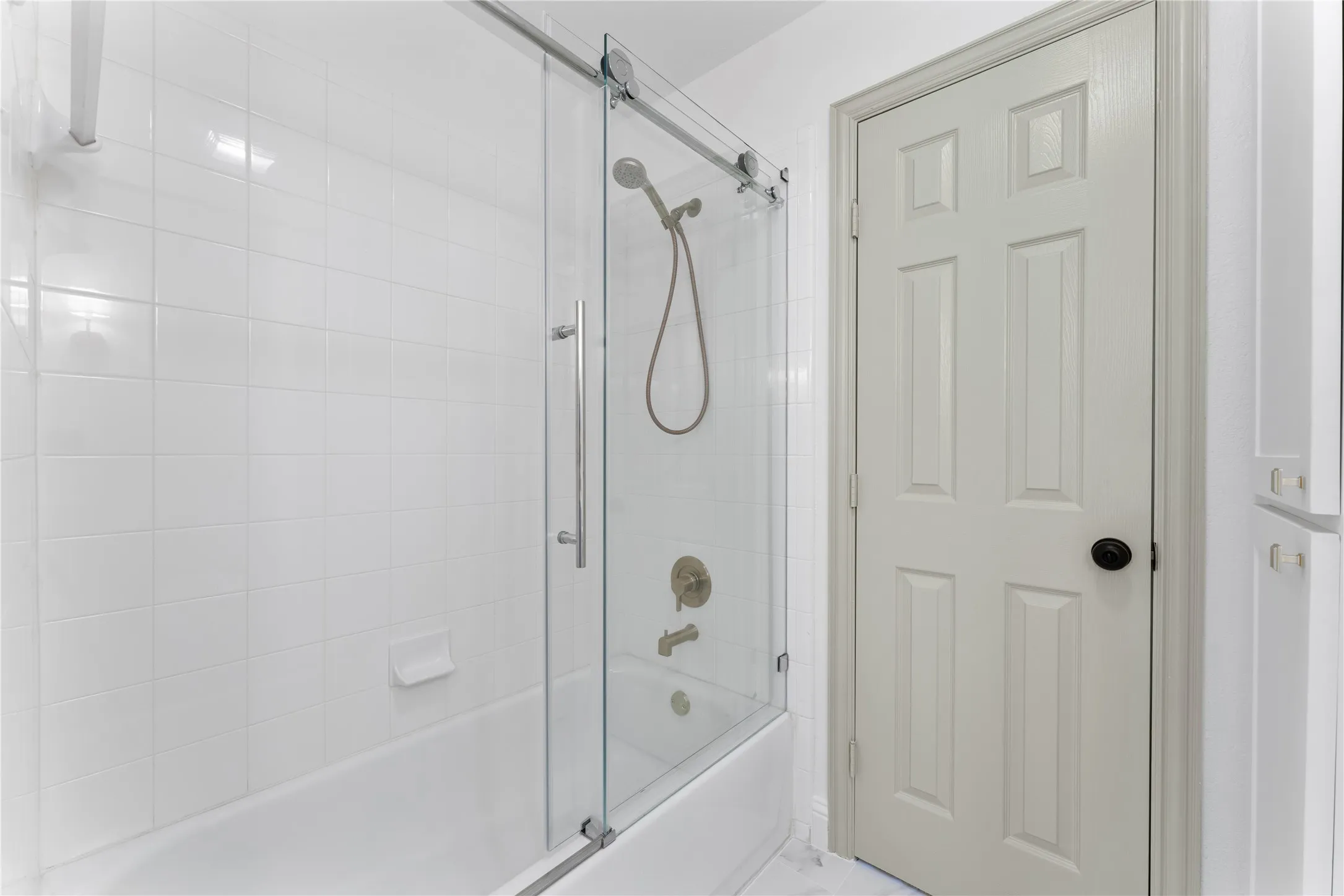 Single Family Residence For Rent in Collin County , 3316 Westover Drive, Plano, Texas 75093, 4 Bedroom, 3 Bathroom, 2 Garage spaces, 3,166 Sqft, built in 1998, mls#21379622, Real Estate Agent in Plano, Homes For Rent in Collin county, Homes For Rent in Plano, Realtor in Plano Texas, Real Estate Brokerage Independent Realty Texas, Luminita Cordes Realtor