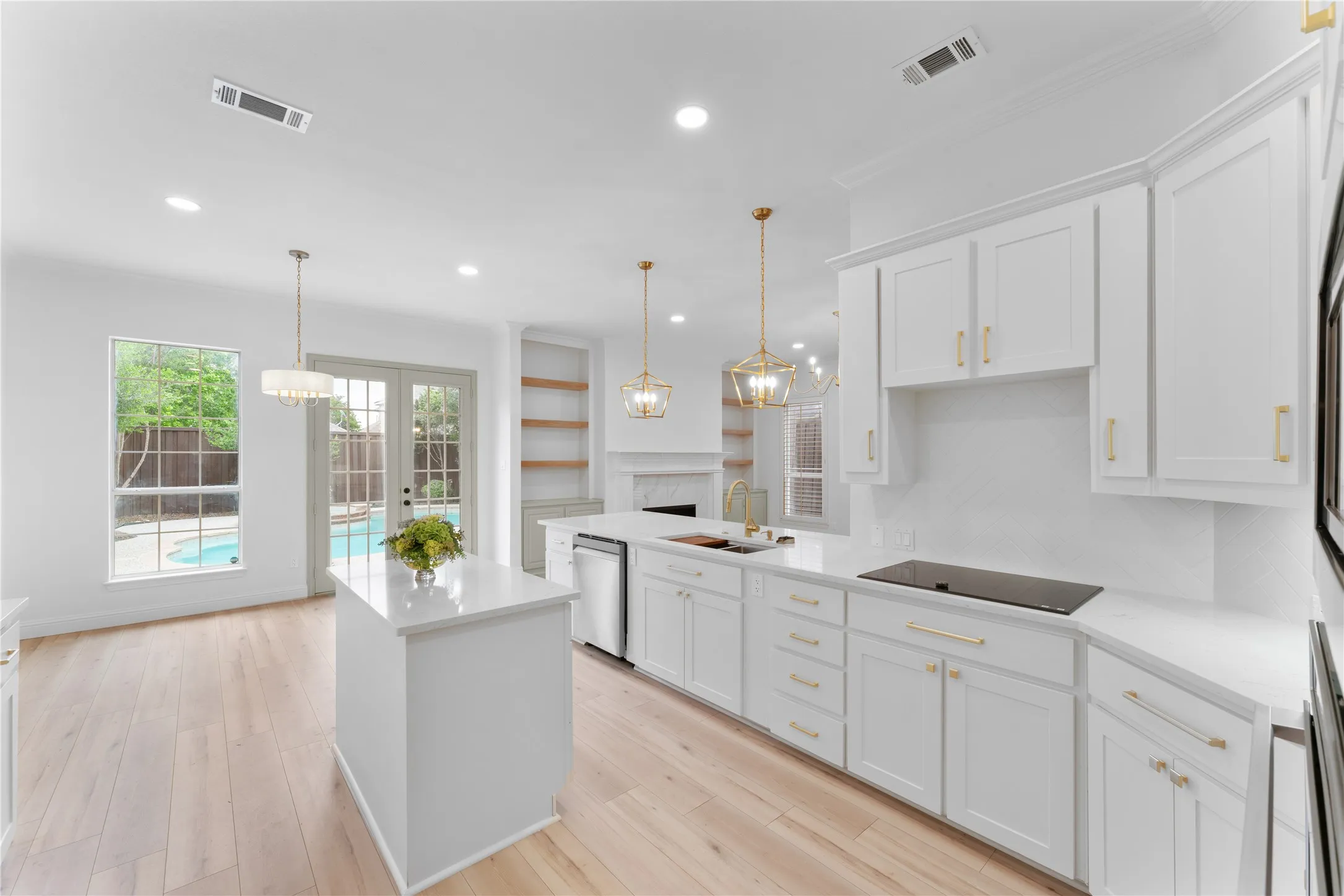 Single Family Residence For Rent in Collin County , 3316 Westover Drive, Plano, Texas 75093, 4 Bedroom, 3 Bathroom, 2 Garage spaces, 3,166 Sqft, built in 1998, mls#21379622, Real Estate Agent in Plano, Homes For Rent in Collin county, Homes For Rent in Plano, Realtor in Plano Texas, Real Estate Brokerage Independent Realty Texas, Luminita Cordes Realtor