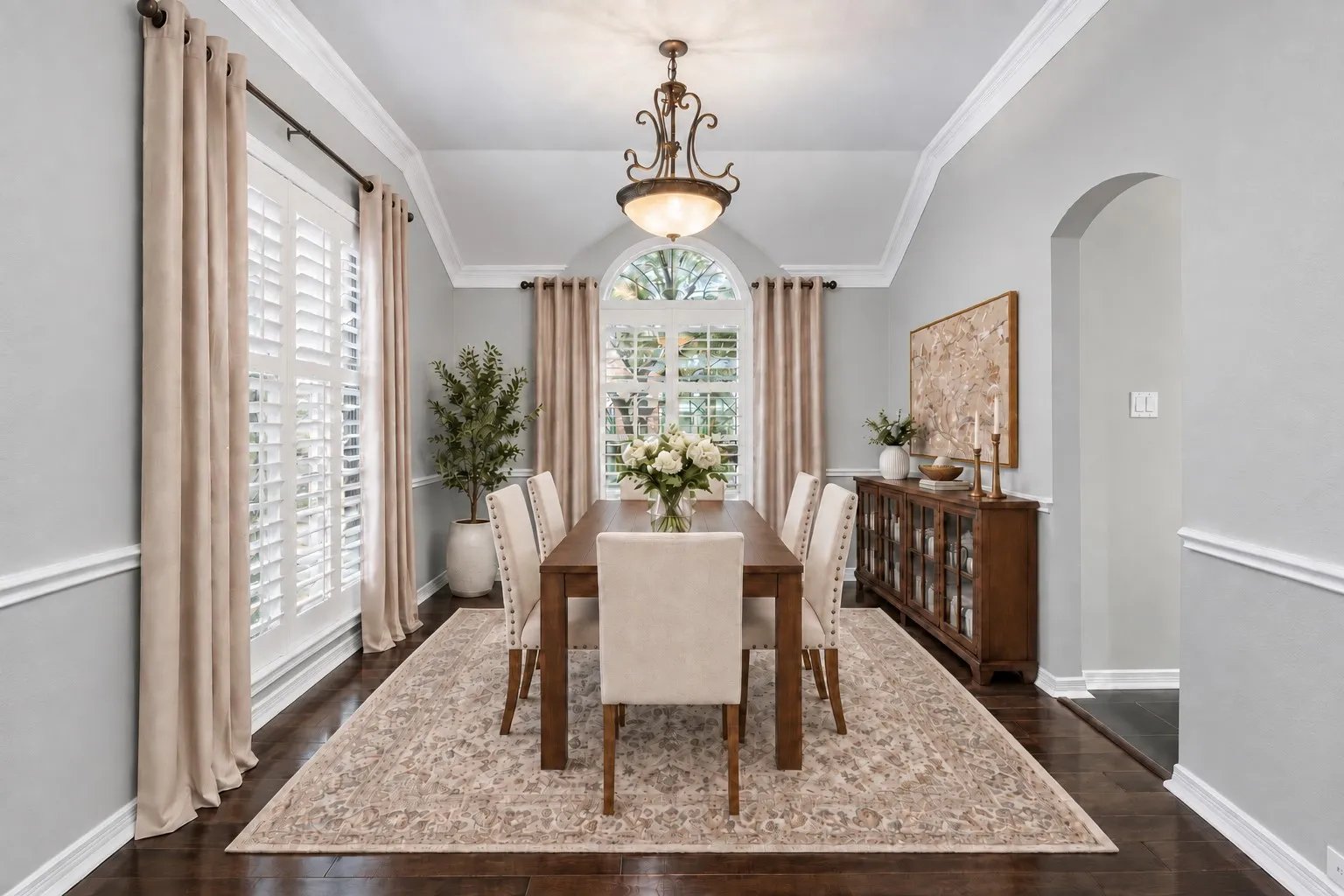 VIRTUALLY STAGED
Like what you see here?  Each item in this room is clickable for purchase when you buy this home.  Ask me how!