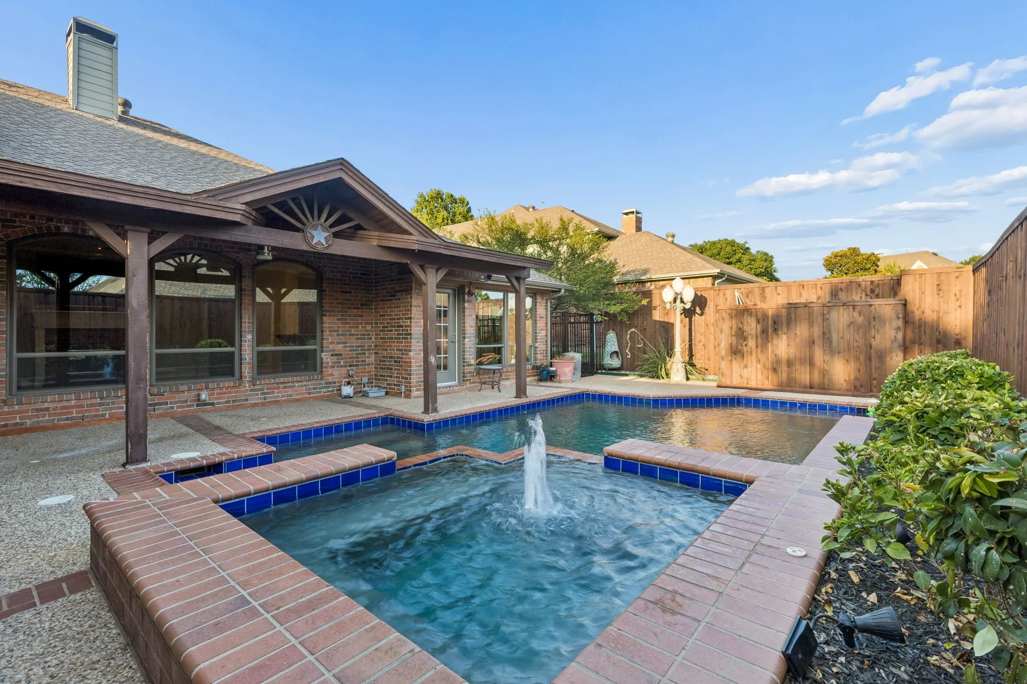 Your outdoor living area for summertime entertaining!