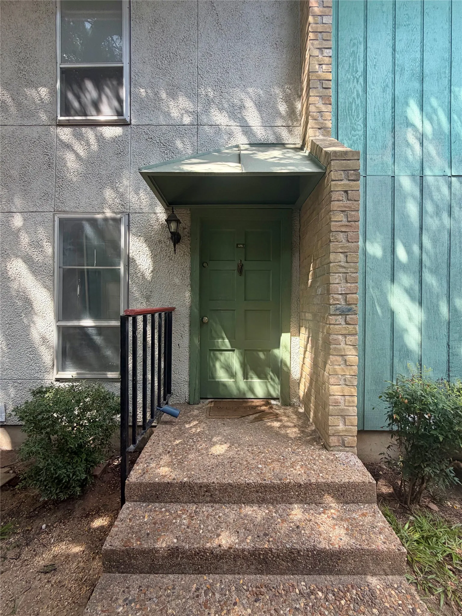 Condominium For Sale in Dallas County , 6620 Eastridge Drive 125, Dallas, Texas 75231, 2 Bedroom, 3 Bathroom, Garage spaces, 1,509 Sqft, built in 1970, mls#21379608, Real Estate Agent in Dallas, Homes For Sale in Dallas county, Homes For Sale in Dallas, Realtor in Dallas Texas, Real Estate Brokerage Independent Realty Texas, Luminita Cordes Realtor