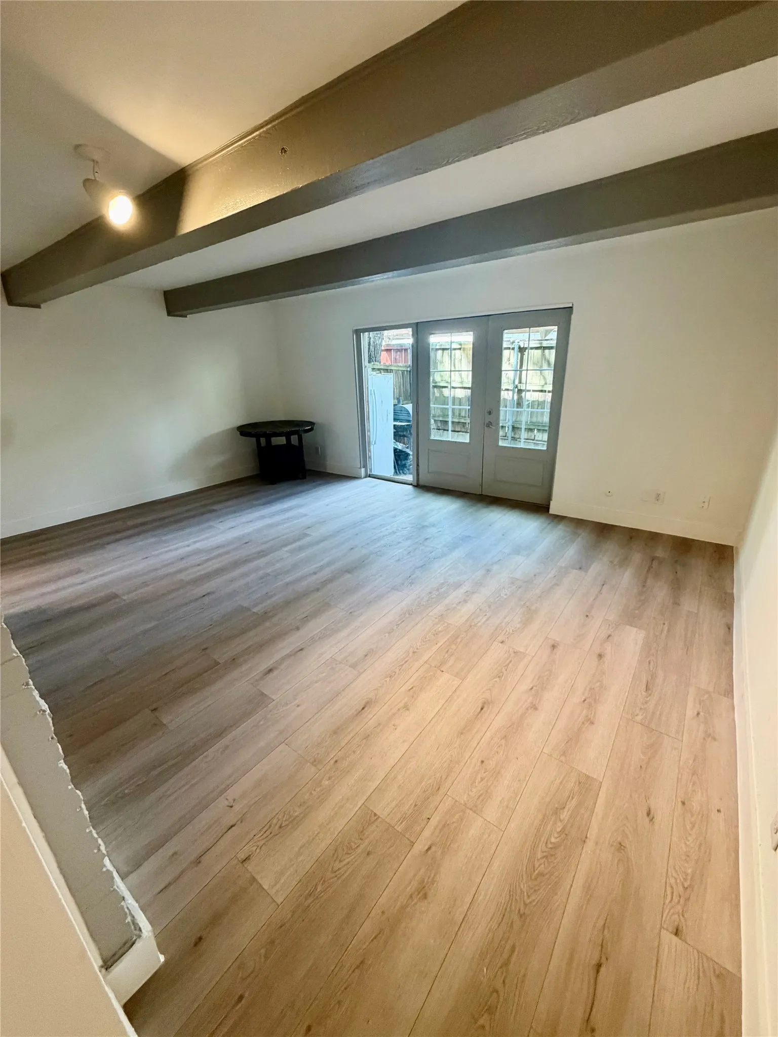 Condominium For Sale in Dallas County , 6620 Eastridge Drive 125, Dallas, Texas 75231, 2 Bedroom, 3 Bathroom, Garage spaces, 1,509 Sqft, built in 1970, mls#21379608, Real Estate Agent in Dallas, Homes For Sale in Dallas county, Homes For Sale in Dallas, Realtor in Dallas Texas, Real Estate Brokerage Independent Realty Texas, Luminita Cordes Realtor