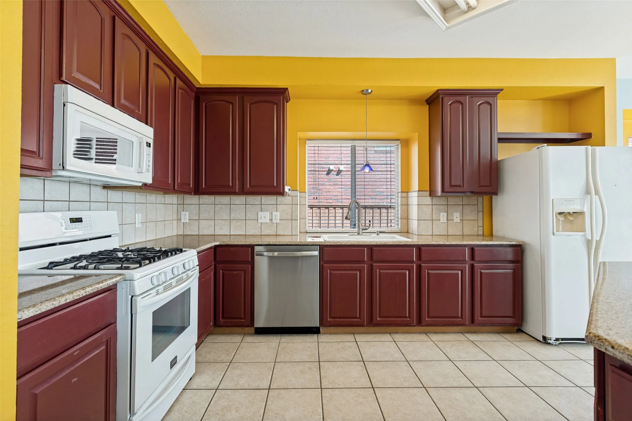 Single Family Residence For Sale in Collin County , 502 Althea Drive, Wylie, Texas 75098, 5 Bedroom, 4 Bathroom, 3 Garage spaces, 3,660 Sqft, built in 2004, mls#21379584, Real Estate Agent in Wylie, Homes For Sale in Collin county, Homes For Sale in Wylie, Realtor in Wylie Texas, Real Estate Brokerage Independent Realty Texas, Luminita Cordes Realtor