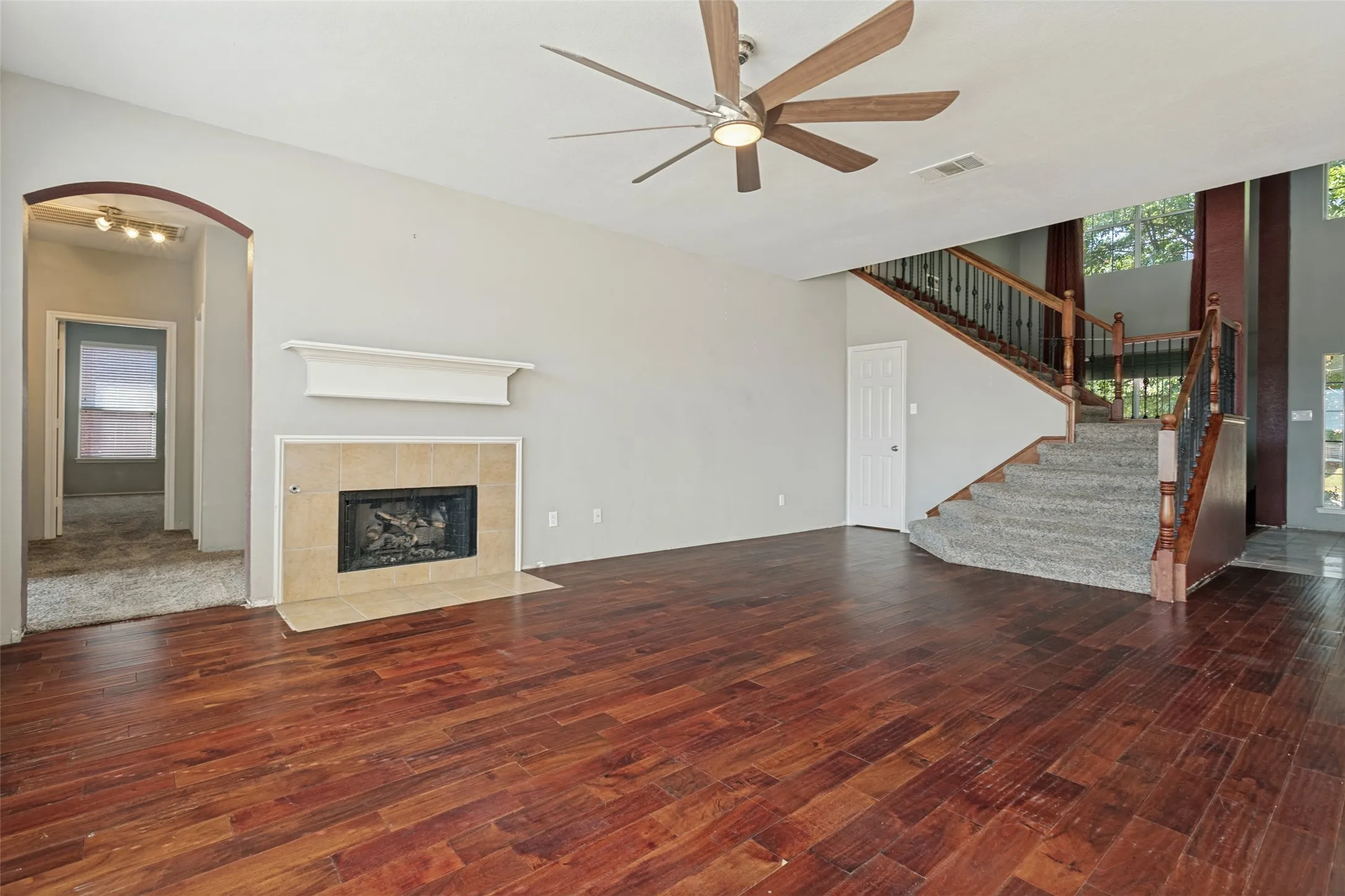 Single Family Residence For Sale in Collin County , 502 Althea Drive, Wylie, Texas 75098, 5 Bedroom, 4 Bathroom, 3 Garage spaces, 3,660 Sqft, built in 2004, mls#21379584, Real Estate Agent in Wylie, Homes For Sale in Collin county, Homes For Sale in Wylie, Realtor in Wylie Texas, Real Estate Brokerage Independent Realty Texas, Luminita Cordes Realtor
