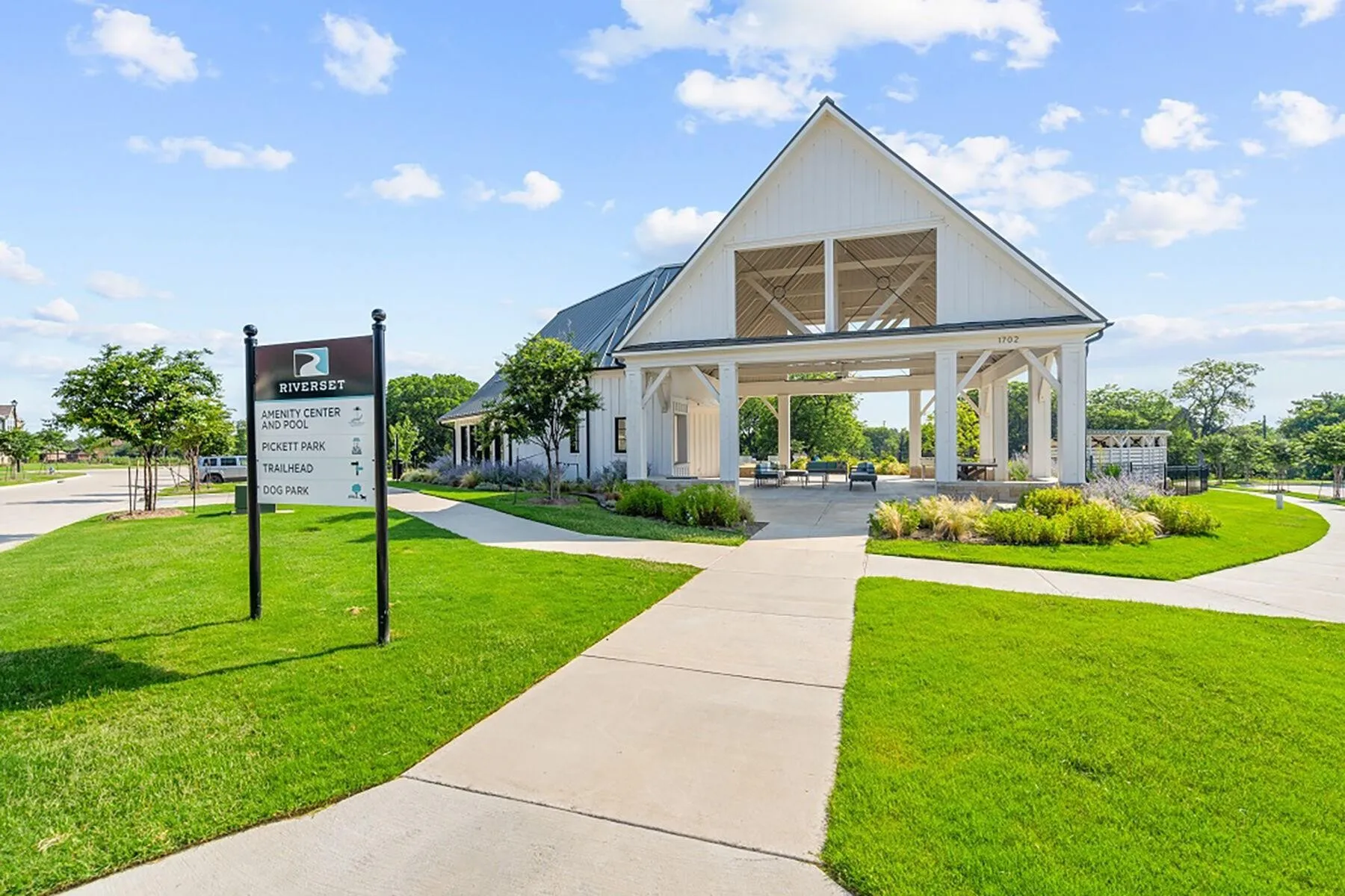 Riverset community amenities