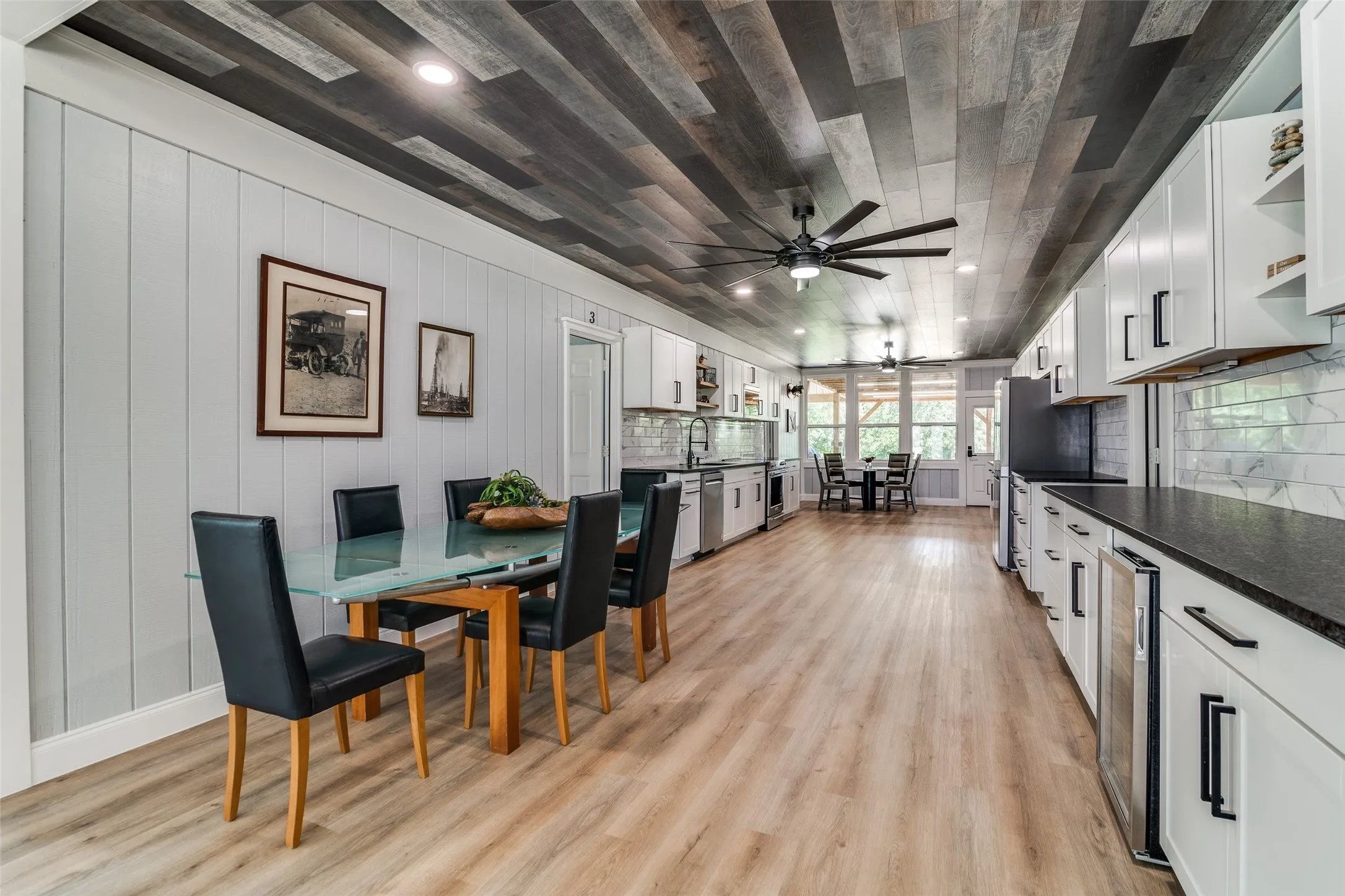 For Sale in Rains County , 558 Private RD 7423, Emory, Texas 75440, 7 Bedroom, 8 Bathroom, 10 Garage spaces, 0 Sqft, built in 1993, mls#21379635, Real Estate Agent in Emory, Homes For Sale in Rains county, Homes For Sale in Emory, Realtor in Emory Texas, Real Estate Brokerage Independent Realty Texas, Luminita Cordes Realtor