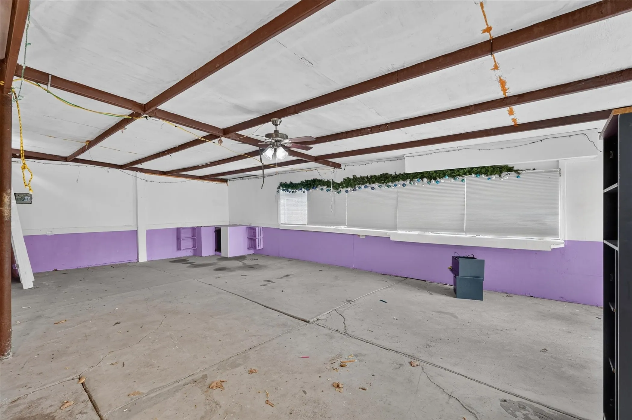 Single Family Residence For Sale in Dallas County , 110 N Bowser Road, Richardson, Texas 75081, 3 Bedroom, 2 Bathroom, Garage spaces, 1,154 Sqft, built in 1961, mls#21379636, Real Estate Agent in Richardson, Homes For Sale in Dallas county, Homes For Sale in Richardson, Realtor in Richardson Texas, Real Estate Brokerage Independent Realty Texas, Luminita Cordes Realtor