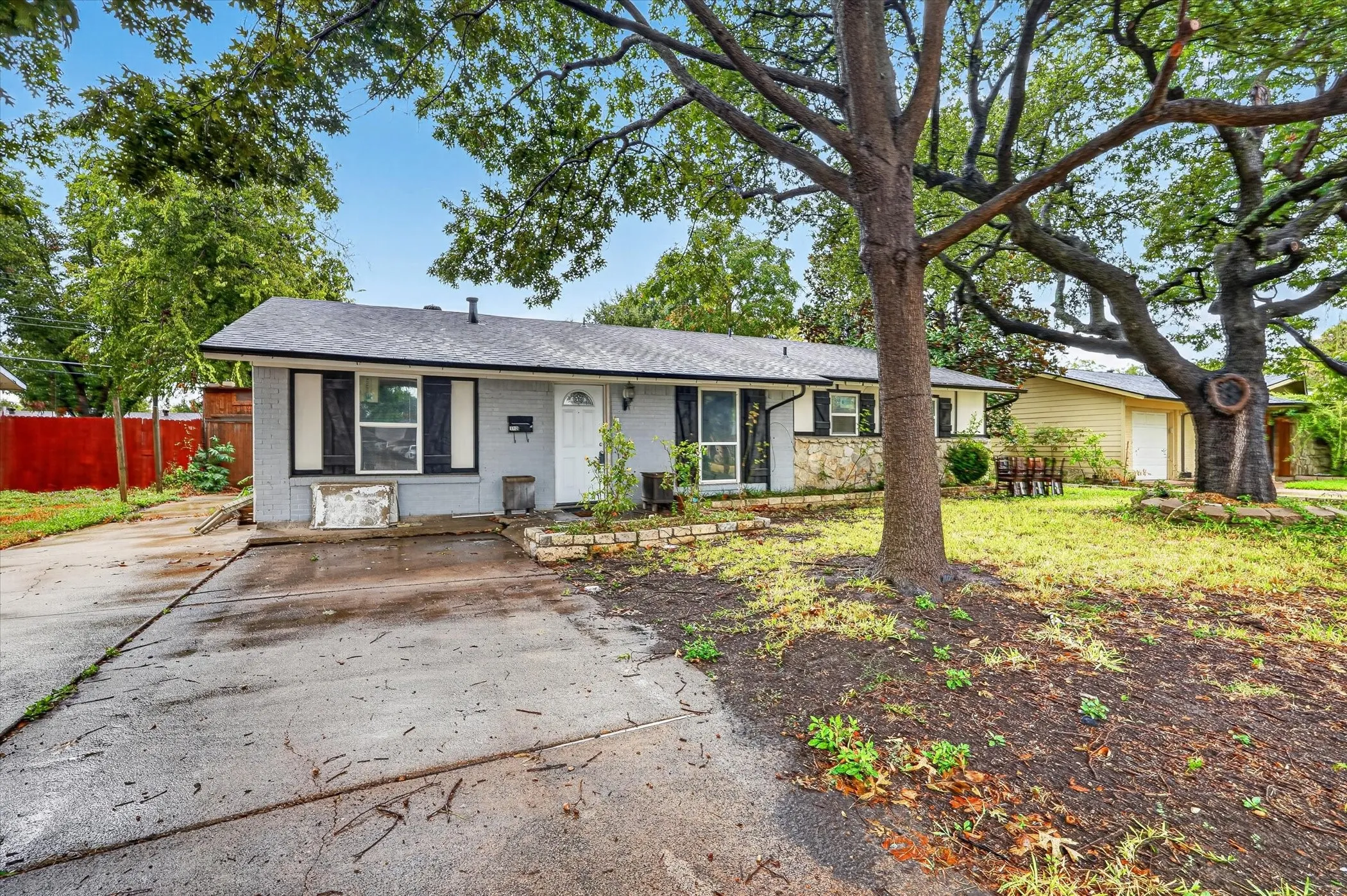 Single Family Residence For Sale in Dallas County , 110 N Bowser Road, Richardson, Texas 75081, 3 Bedroom, 2 Bathroom, Garage spaces, 1,154 Sqft, built in 1961, mls#21379636, Real Estate Agent in Richardson, Homes For Sale in Dallas county, Homes For Sale in Richardson, Realtor in Richardson Texas, Real Estate Brokerage Independent Realty Texas, Luminita Cordes Realtor