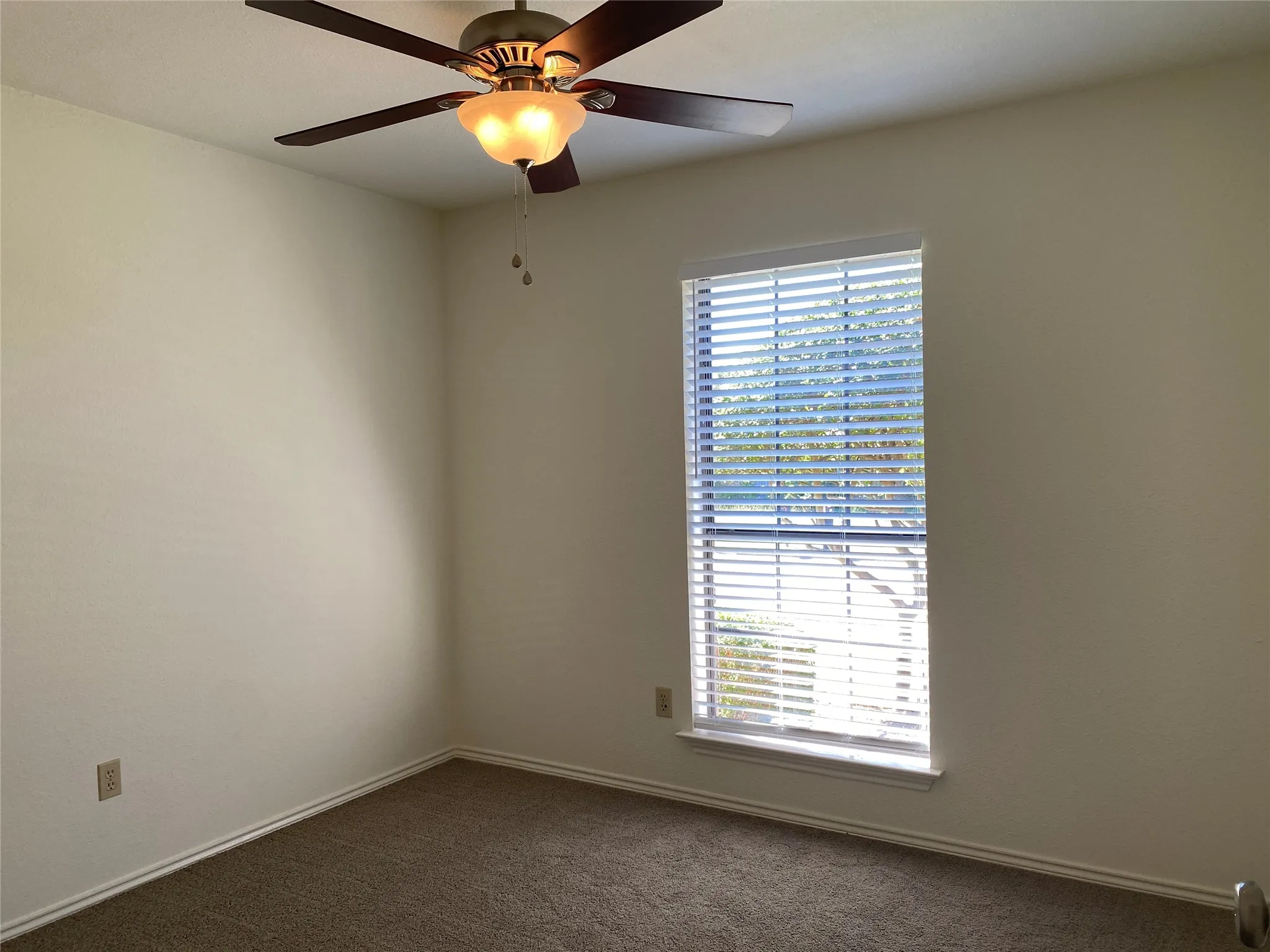 Front bedroom.