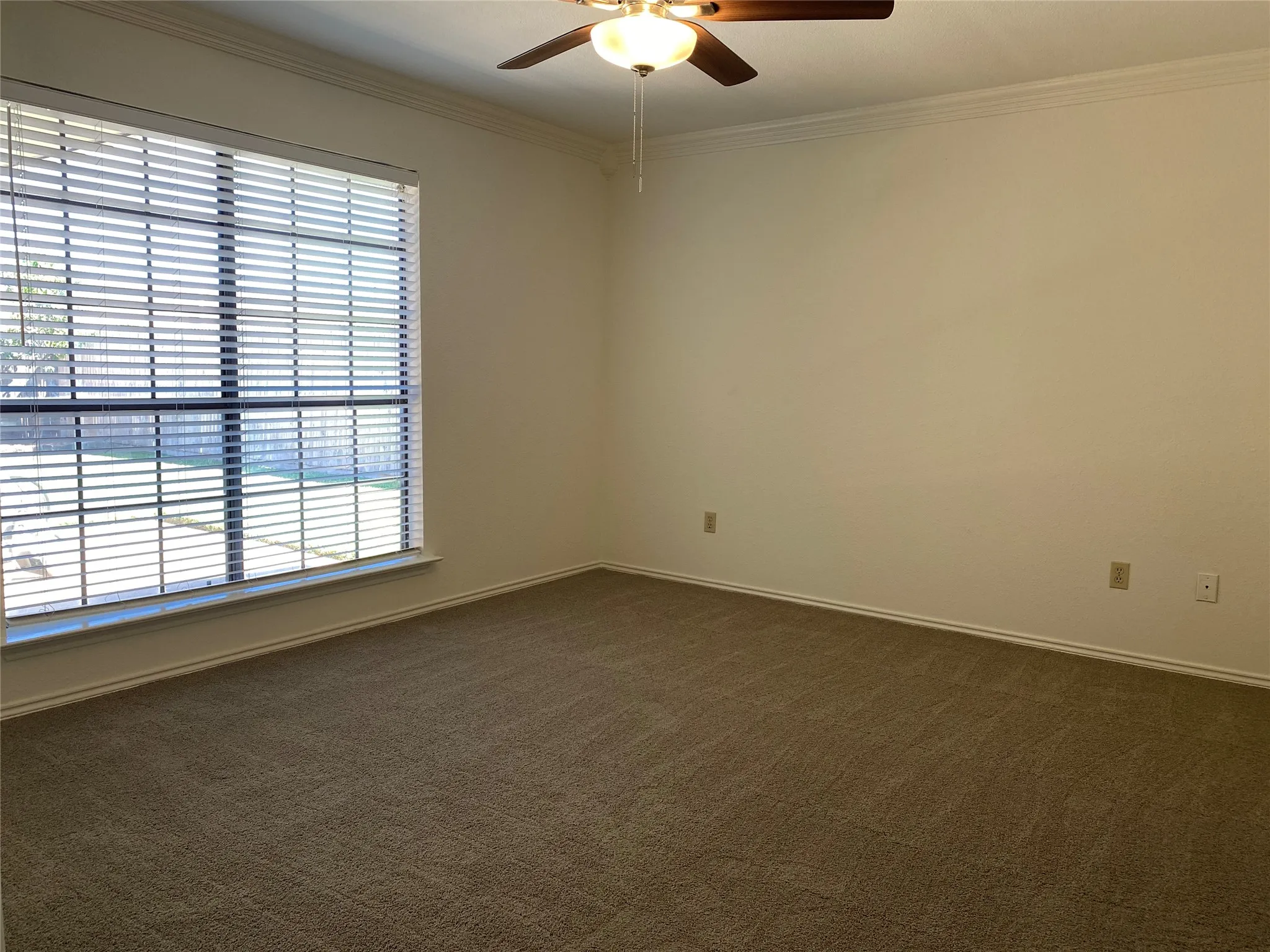 Duplex For Rent in Collin County , 3346 Lanarc Drive, Plano, Texas 75023, 3 Bedroom, 2 Bathroom, 2 Garage spaces, 1,586 Sqft, built in 1979, mls#21371416, Real Estate Agent in Plano, Homes For Rent in Collin county, Homes For Rent in Plano, Realtor in Plano Texas, Real Estate Brokerage Independent Realty Texas, Luminita Cordes Realtor