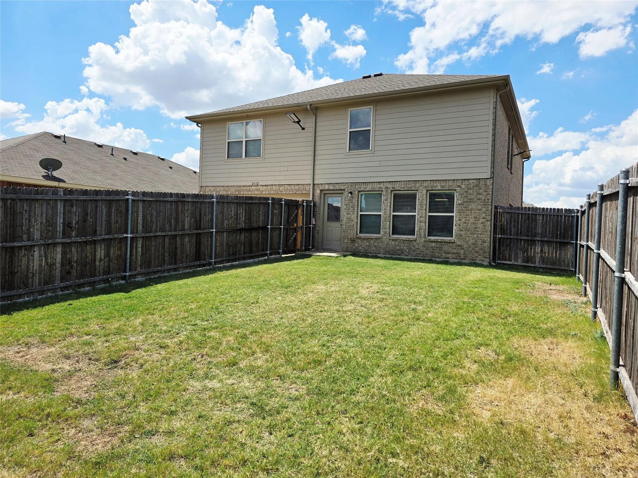 Single Family Residence For Rent in Dallas County , 2512 Brentwood Drive, Lancaster, Texas 75134, 4 Bedroom, 3 Bathroom, 2 Garage spaces, 2,663 Sqft, built in 2018, mls#21379639, Real Estate Agent in Lancaster, Homes For Rent in Dallas county, Homes For Rent in Lancaster, Realtor in Lancaster Texas, Real Estate Brokerage Independent Realty Texas, Luminita Cordes Realtor