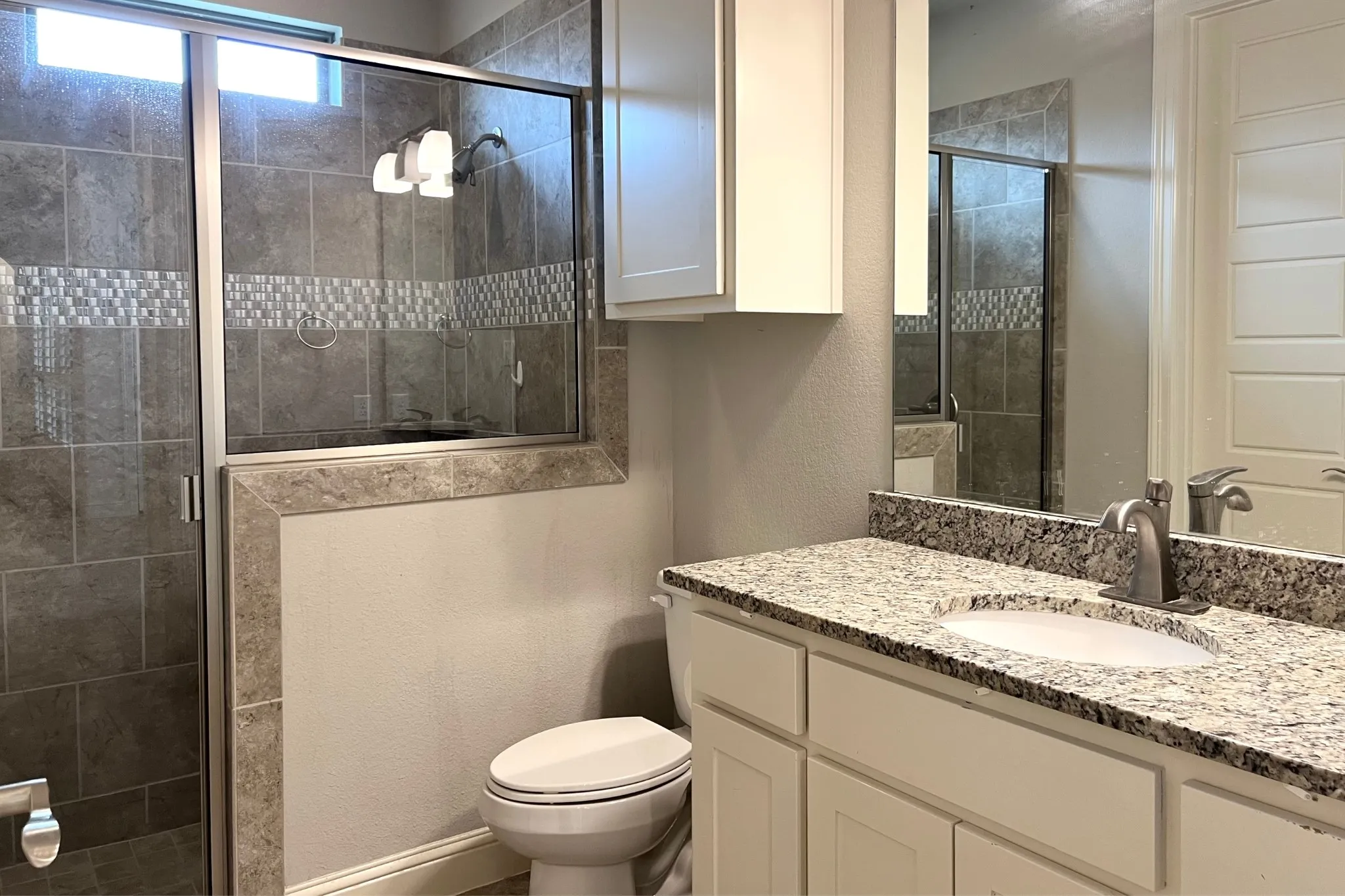 Single Family Residence For Rent in Collin County , 880 Saint Peter Lane, Prosper, Texas 75078, 4 Bedroom, 3 Bathroom, 3 Garage spaces, 3,144 Sqft, built in 2017, mls#21379508, Real Estate Agent in Prosper, Homes For Rent in Collin county, Homes For Rent in Prosper, Realtor in Prosper Texas, Real Estate Brokerage Independent Realty Texas, Luminita Cordes Realtor