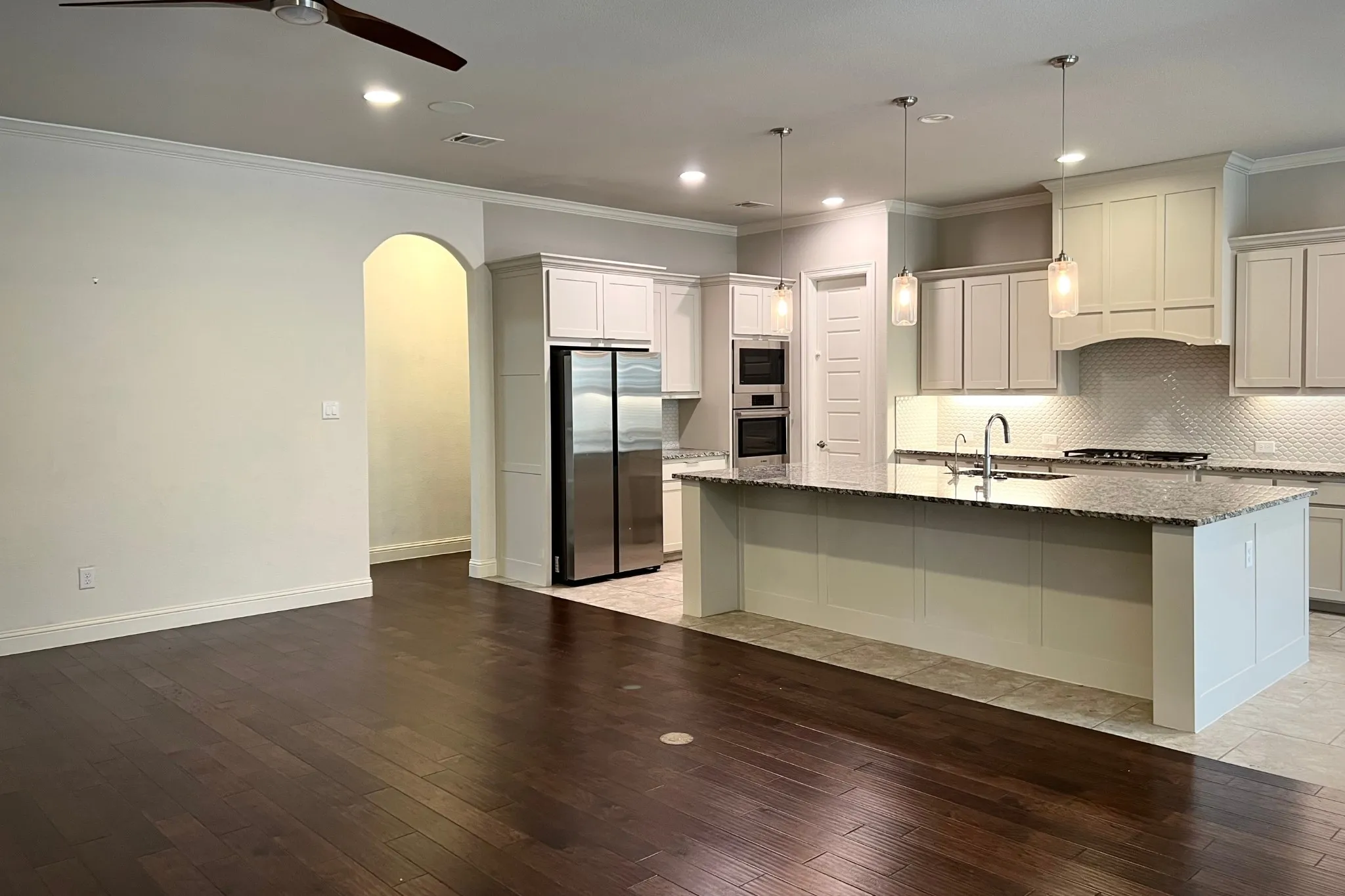 Single Family Residence For Rent in Collin County , 880 Saint Peter Lane, Prosper, Texas 75078, 4 Bedroom, 3 Bathroom, 3 Garage spaces, 3,144 Sqft, built in 2017, mls#21379508, Real Estate Agent in Prosper, Homes For Rent in Collin county, Homes For Rent in Prosper, Realtor in Prosper Texas, Real Estate Brokerage Independent Realty Texas, Luminita Cordes Realtor