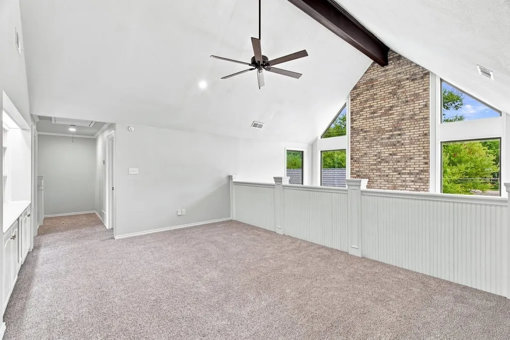 Single Family Residence For Sale in Tarrant County , 4705 Villa Vera Drive, Arlington, Texas 76017, 4 Bedroom, 3 Bathroom, 3 Garage spaces, 2,785 Sqft, built in 1982, mls#21379201, Real Estate Agent in Arlington, Homes For Sale in Tarrant county, Homes For Sale in Arlington, Realtor in Arlington Texas, Real Estate Brokerage Independent Realty Texas, Luminita Cordes Realtor