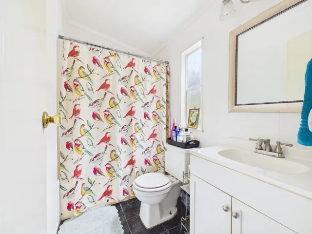 Mobile Home For Sale in Henderson County , 119 Blackfoot Drive, Mabank, Texas 75156, 3 Bedroom, 2 Bathroom, Garage spaces, 1,368 Sqft, built in 1995, mls#21377235, Real Estate Agent in Mabank, Homes For Sale in Henderson county, Homes For Sale in Mabank, Realtor in Mabank Texas, Real Estate Brokerage Independent Realty Texas, Luminita Cordes Realtor