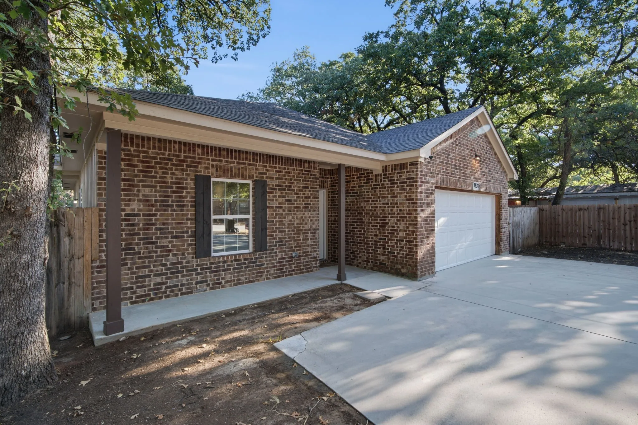 Single Family Residence For Rent in Tarrant County , 1837 Jennifer Court, Pelican Bay, Texas 76020, 4 Bedroom, 2 Bathroom, 2 Garage spaces, 1,803 Sqft, built in 2021, mls#21379644, Real Estate Agent in Pelican Bay, Homes For Rent in Tarrant county, Homes For Rent in Pelican Bay, Realtor in Pelican Bay Texas, Real Estate Brokerage Independent Realty Texas, Luminita Cordes Realtor