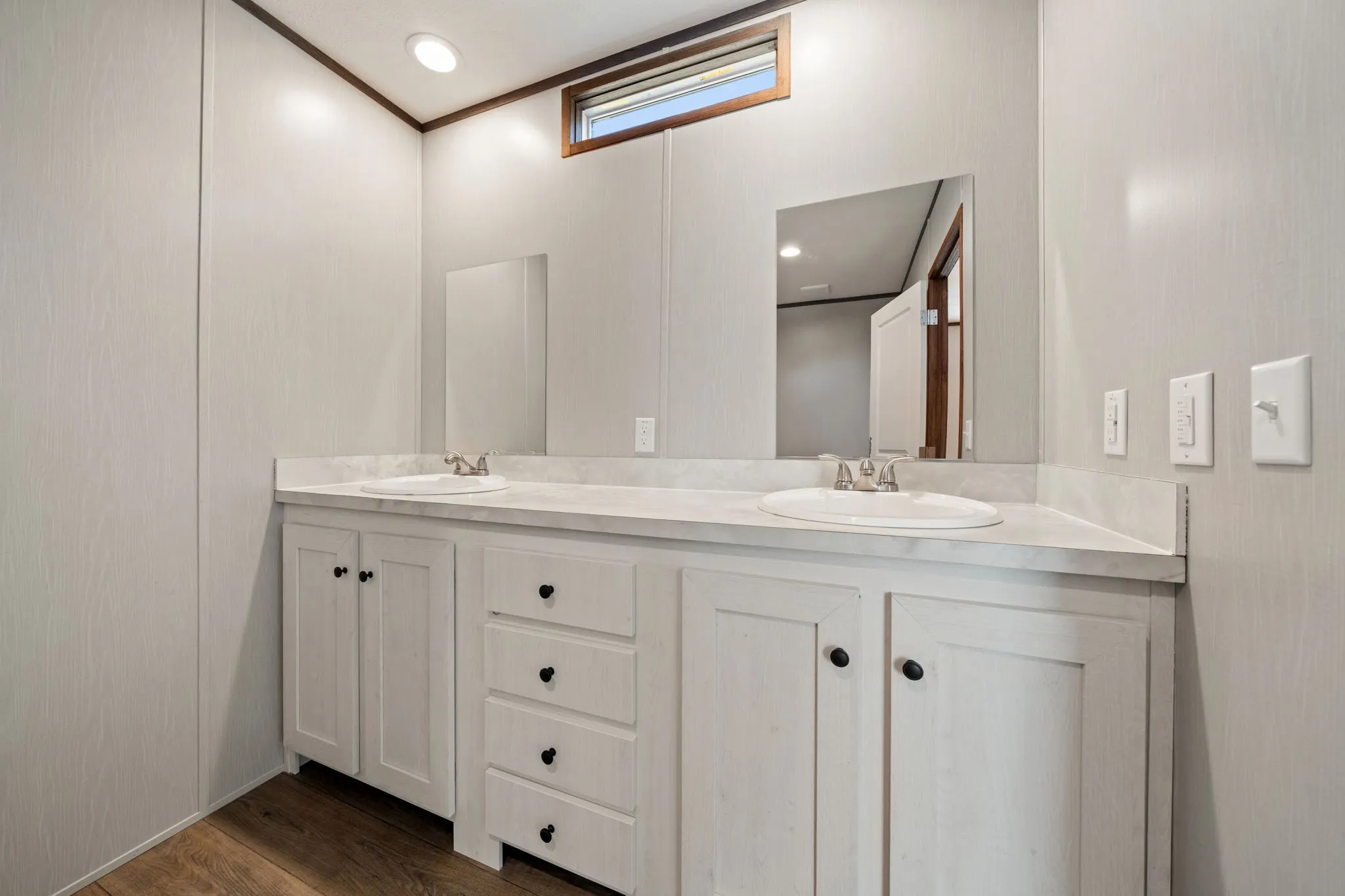 Manufactured Home For Sale in Henderson County , 238 Vaughn, Gun Barrel City, Texas 75156, 3 Bedroom, 2 Bathroom, Garage spaces, 1,152 Sqft, built in 2026, mls#21379648, Real Estate Agent in Gun Barrel City, Homes For Sale in Henderson county, Homes For Sale in Gun Barrel City, Realtor in Gun Barrel City Texas, Real Estate Brokerage Independent Realty Texas, Luminita Cordes Realtor