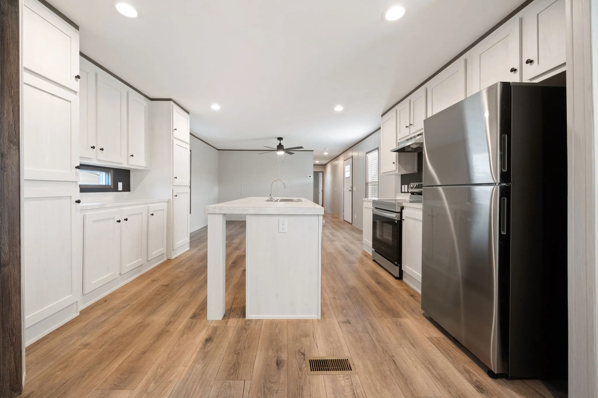 Manufactured Home For Sale in Henderson County , 238 Vaughn, Gun Barrel City, Texas 75156, 3 Bedroom, 2 Bathroom, Garage spaces, 1,152 Sqft, built in 2026, mls#21379648, Real Estate Agent in Gun Barrel City, Homes For Sale in Henderson county, Homes For Sale in Gun Barrel City, Realtor in Gun Barrel City Texas, Real Estate Brokerage Independent Realty Texas, Luminita Cordes Realtor