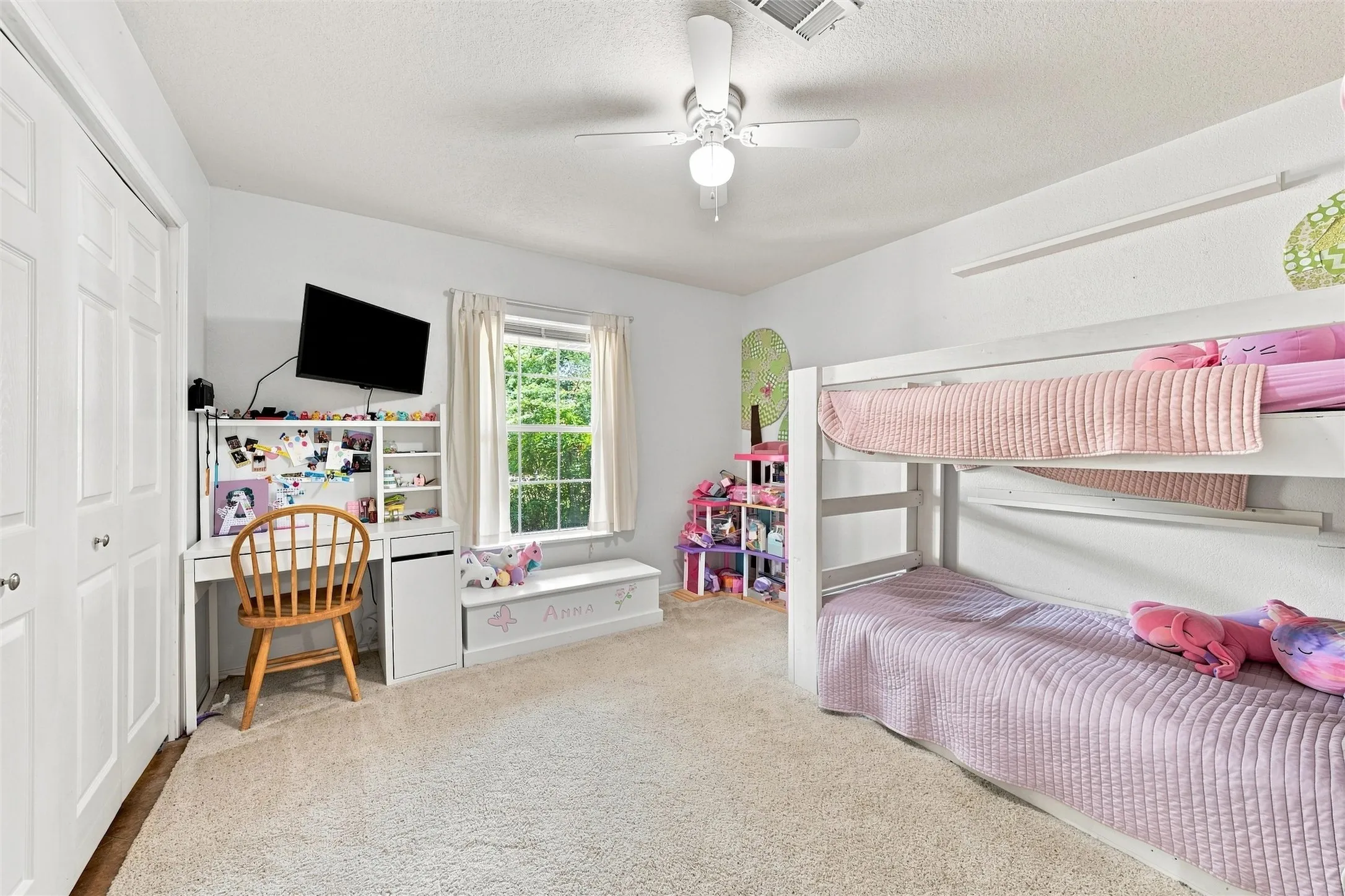 Single Family Residence For Sale in Mc Lennan County , 600 Cedar Canyon Road, Crawford, Texas 76638, 3 Bedroom, 2 Bathroom, Garage spaces, 2,318 Sqft, built in 2002, mls#21378909, Real Estate Agent in Crawford, Homes For Sale in Mc Lennan county, Homes For Sale in Crawford, Realtor in Crawford Texas, Real Estate Brokerage Independent Realty Texas, Luminita Cordes Realtor