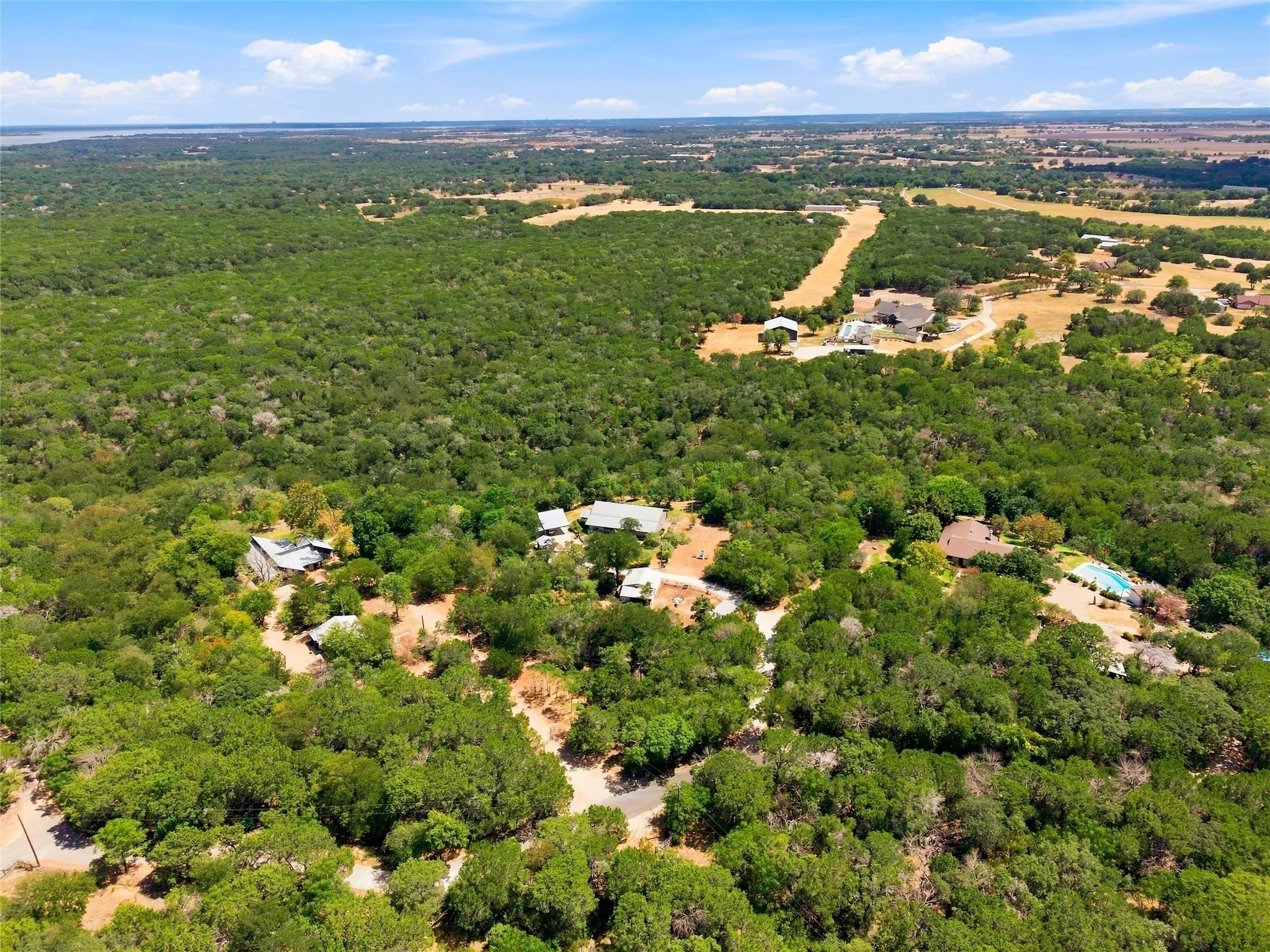Single Family Residence For Sale in Mc Lennan County , 600 Cedar Canyon Road, Crawford, Texas 76638, 3 Bedroom, 2 Bathroom, Garage spaces, 2,318 Sqft, built in 2002, mls#21378909, Real Estate Agent in Crawford, Homes For Sale in Mc Lennan county, Homes For Sale in Crawford, Realtor in Crawford Texas, Real Estate Brokerage Independent Realty Texas, Luminita Cordes Realtor