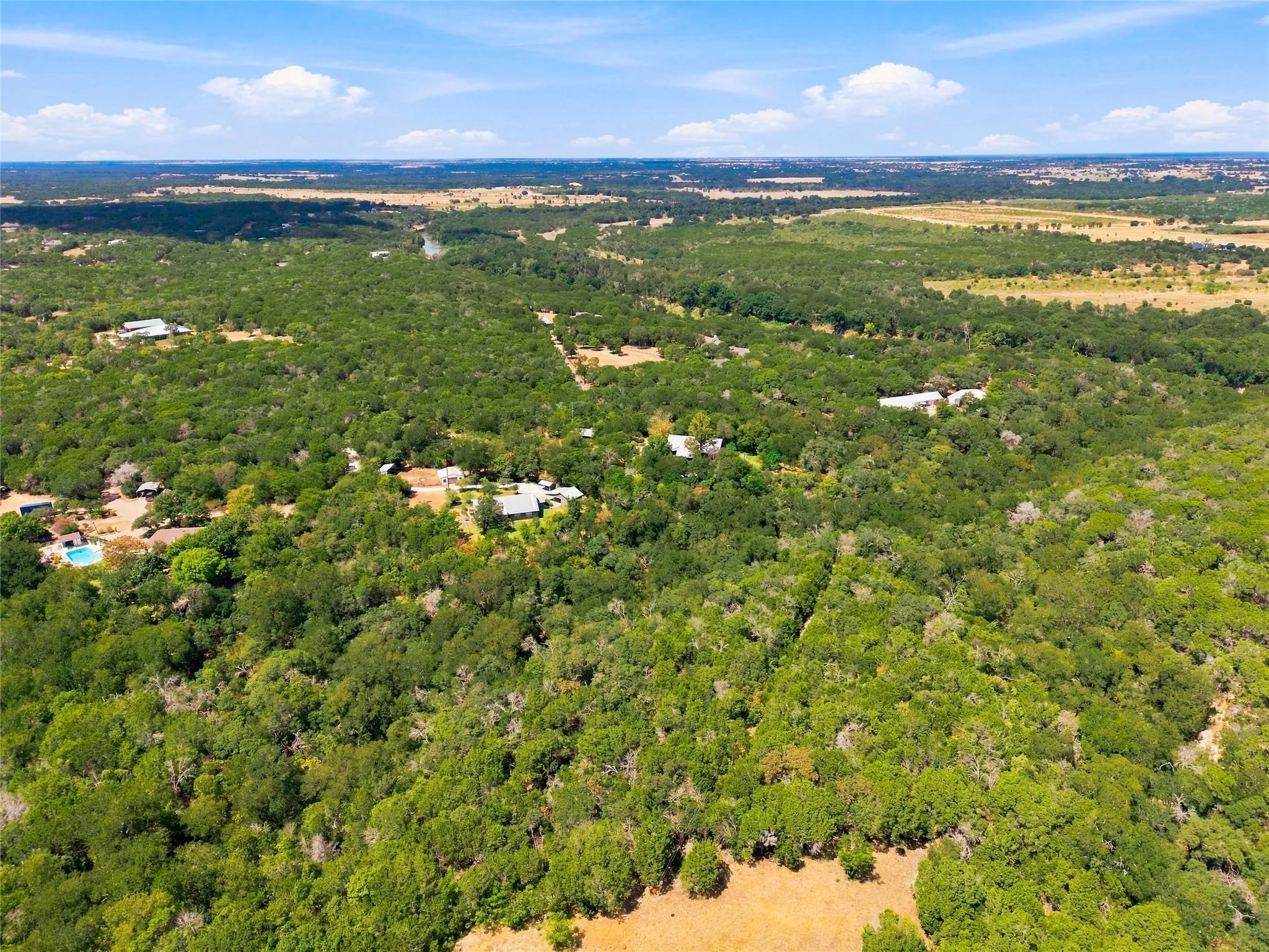 Single Family Residence For Sale in Mc Lennan County , 600 Cedar Canyon Road, Crawford, Texas 76638, 3 Bedroom, 2 Bathroom, Garage spaces, 2,318 Sqft, built in 2002, mls#21378909, Real Estate Agent in Crawford, Homes For Sale in Mc Lennan county, Homes For Sale in Crawford, Realtor in Crawford Texas, Real Estate Brokerage Independent Realty Texas, Luminita Cordes Realtor