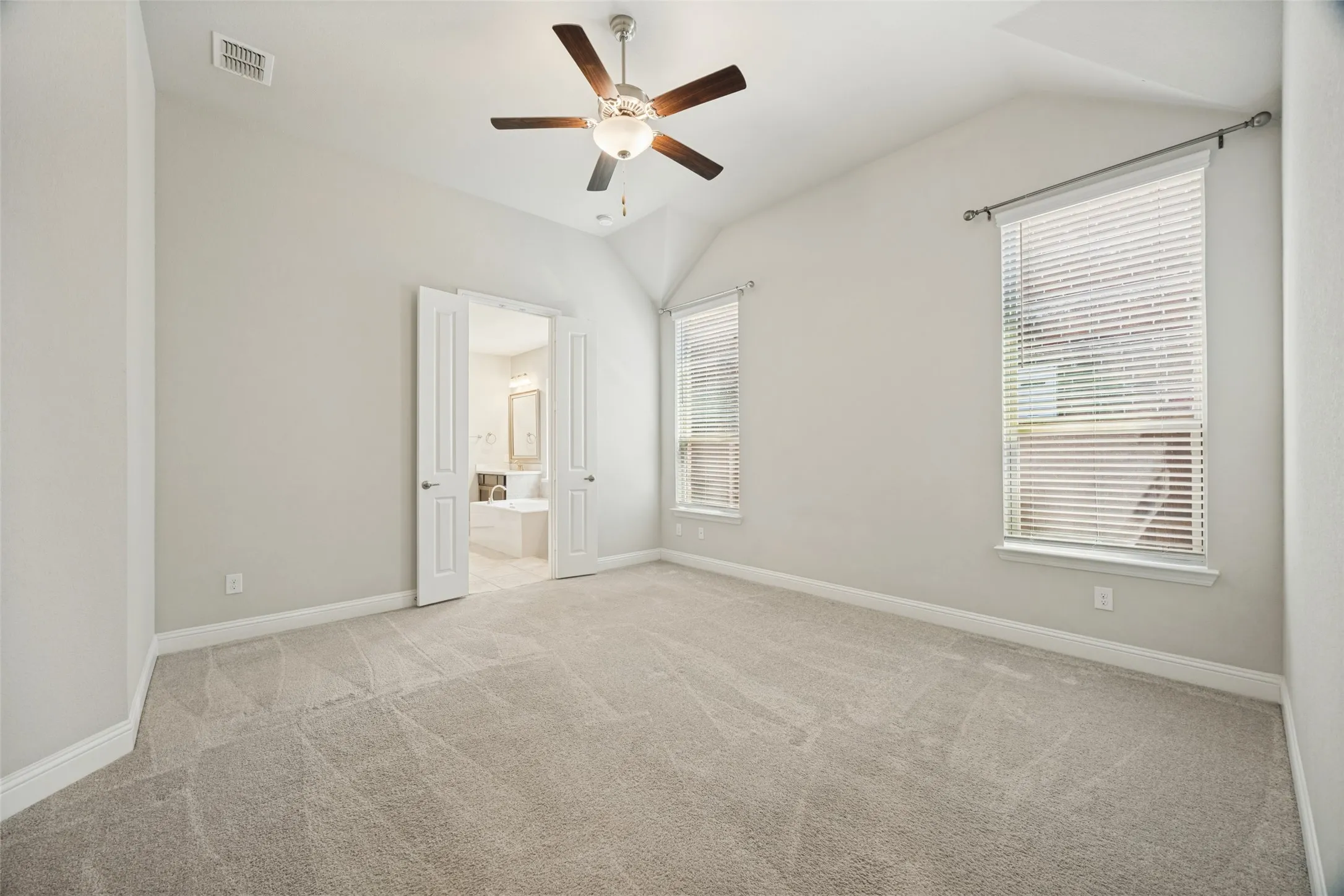 Single Family Residence For Sale in Collin County , 8241 Blumelia Drive, Dallas, Texas 75252, 4 Bedroom, 3 Bathroom, 2 Garage spaces, 2,178 Sqft, built in 2019, mls#21376548, Real Estate Agent in Dallas, Homes For Sale in Collin county, Homes For Sale in Dallas, Realtor in Dallas Texas, Real Estate Brokerage Independent Realty Texas, Luminita Cordes Realtor
