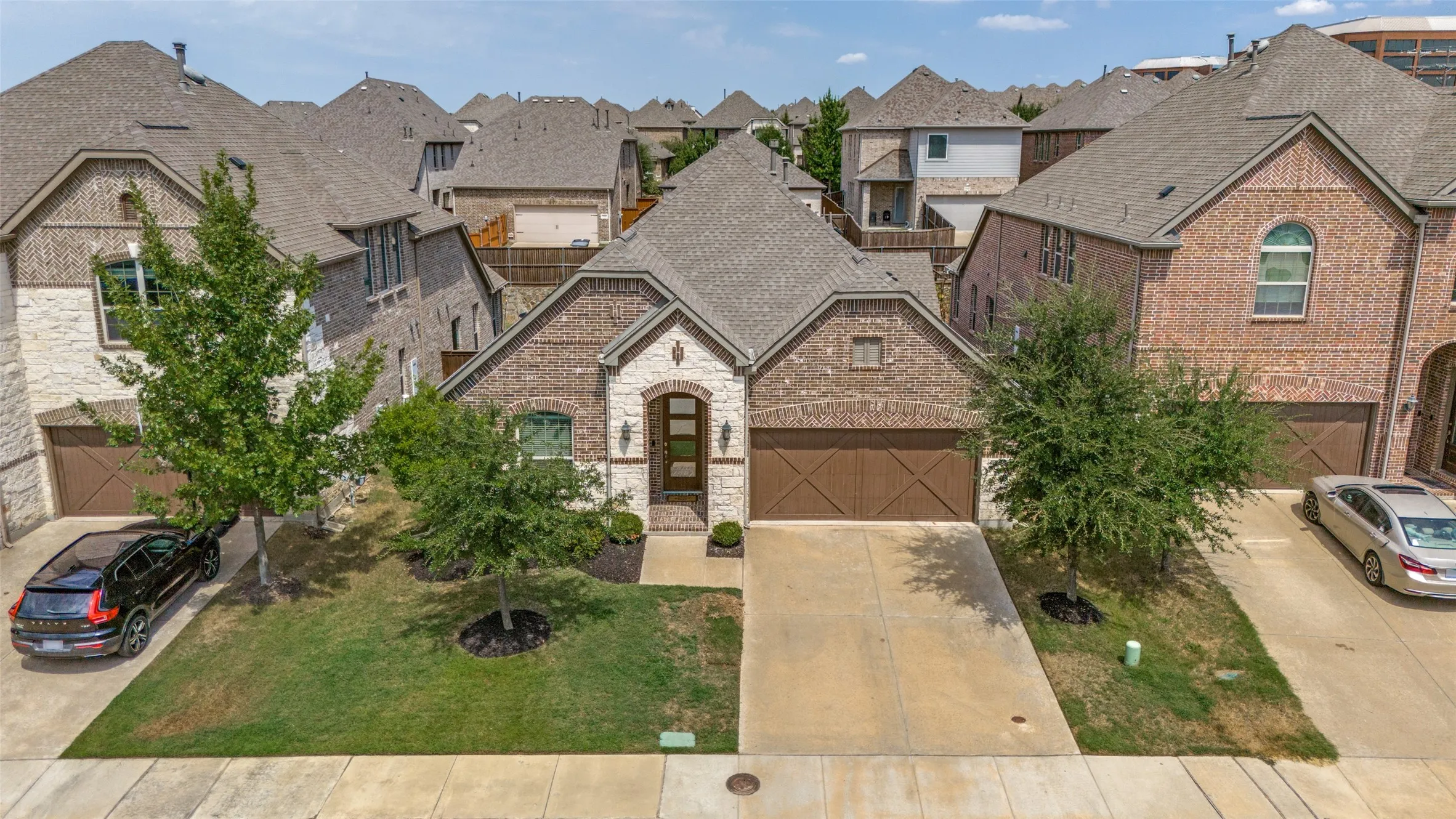 Single Family Residence For Sale in Collin County , 8241 Blumelia Drive, Dallas, Texas 75252, 4 Bedroom, 3 Bathroom, 2 Garage spaces, 2,178 Sqft, built in 2019, mls#21376548, Real Estate Agent in Dallas, Homes For Sale in Collin county, Homes For Sale in Dallas, Realtor in Dallas Texas, Real Estate Brokerage Independent Realty Texas, Luminita Cordes Realtor