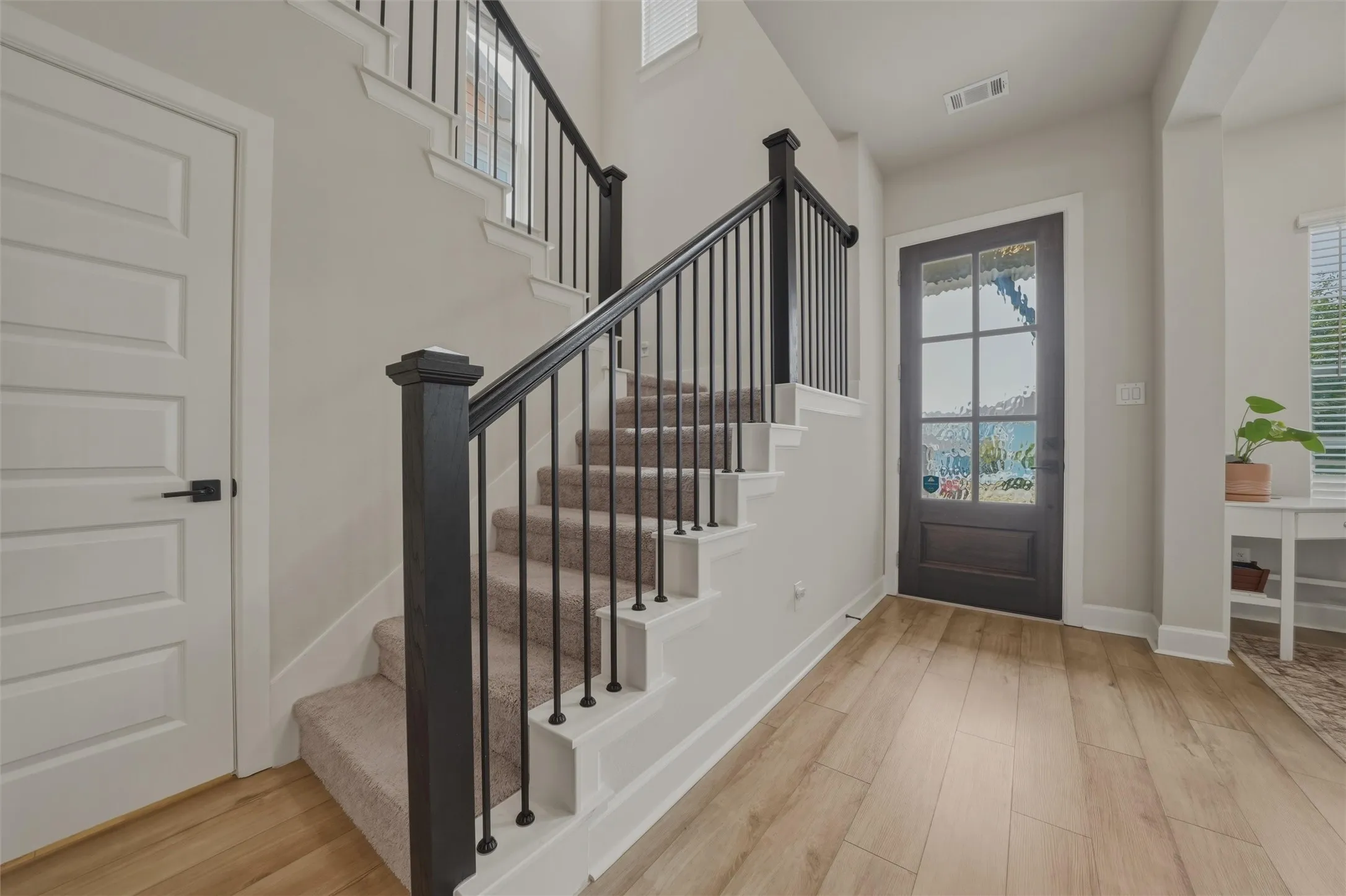 Single Family Residence For Sale in Tarrant County , 8849 Redding Street, North Richland Hills, Texas 76180, 3 Bedroom, 3 Bathroom, 2 Garage spaces, 2,556 Sqft, built in 2022, mls#21379614, Real Estate Agent in North Richland Hills, Homes For Sale in Tarrant county, Homes For Sale in North Richland Hills, Realtor in North Richland Hills Texas, Real Estate Brokerage Independent Realty Texas, Luminita Cordes Realtor