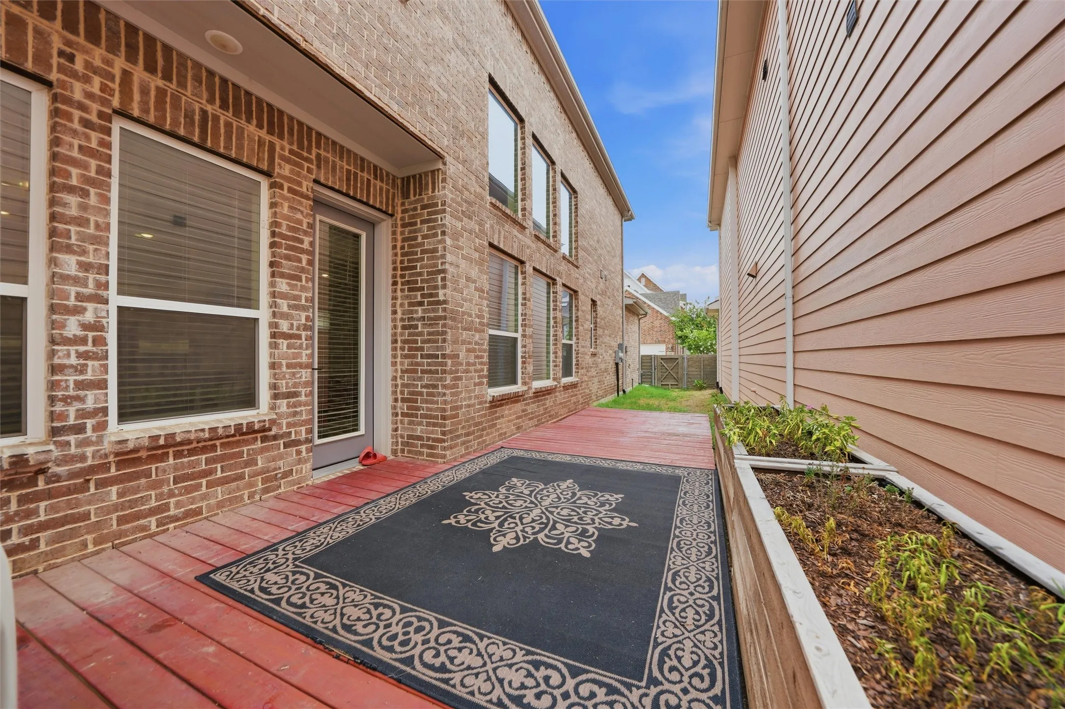 Single Family Residence For Sale in Tarrant County , 8849 Redding Street, North Richland Hills, Texas 76180, 3 Bedroom, 3 Bathroom, 2 Garage spaces, 2,556 Sqft, built in 2022, mls#21379614, Real Estate Agent in North Richland Hills, Homes For Sale in Tarrant county, Homes For Sale in North Richland Hills, Realtor in North Richland Hills Texas, Real Estate Brokerage Independent Realty Texas, Luminita Cordes Realtor