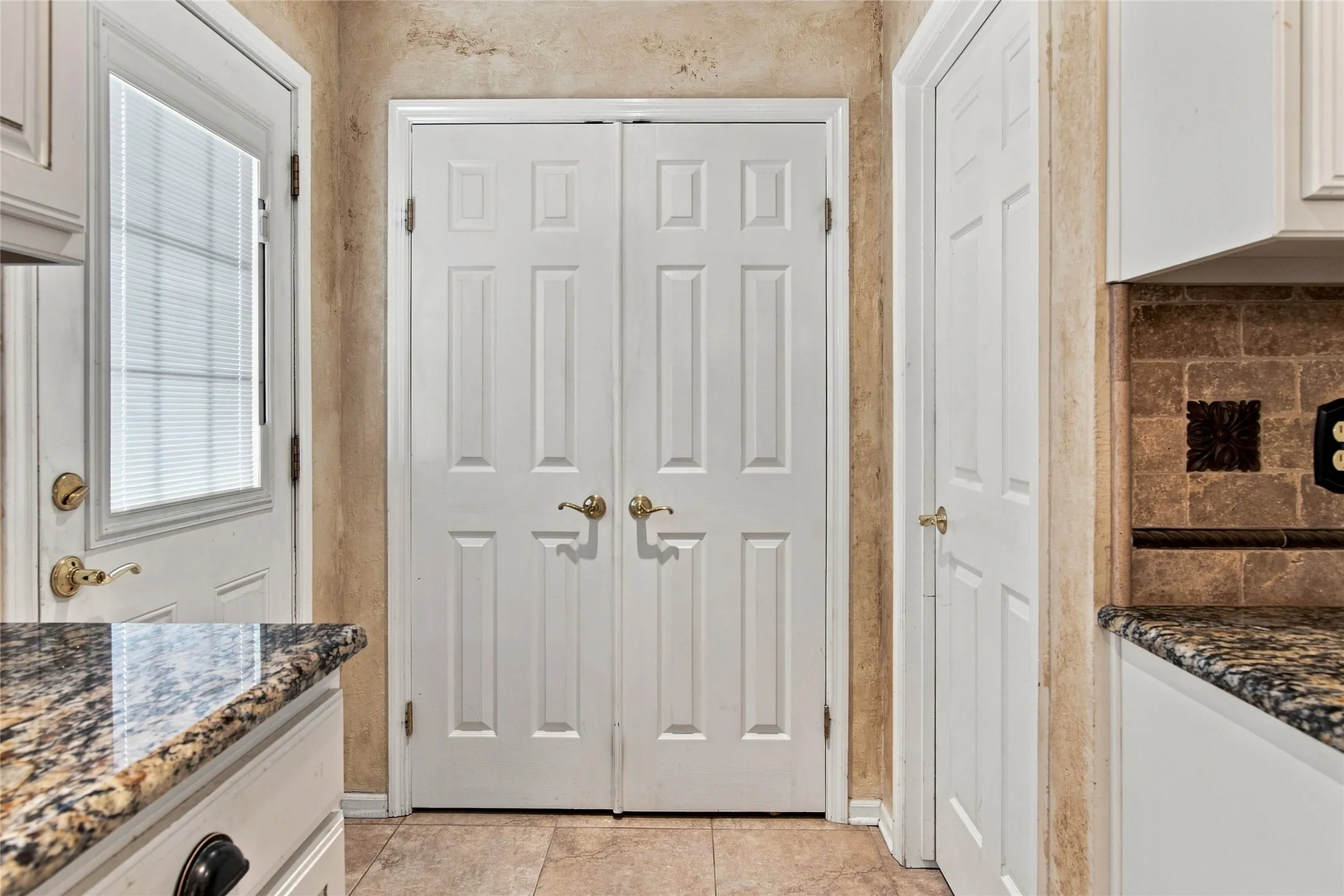 Large double door Pantry