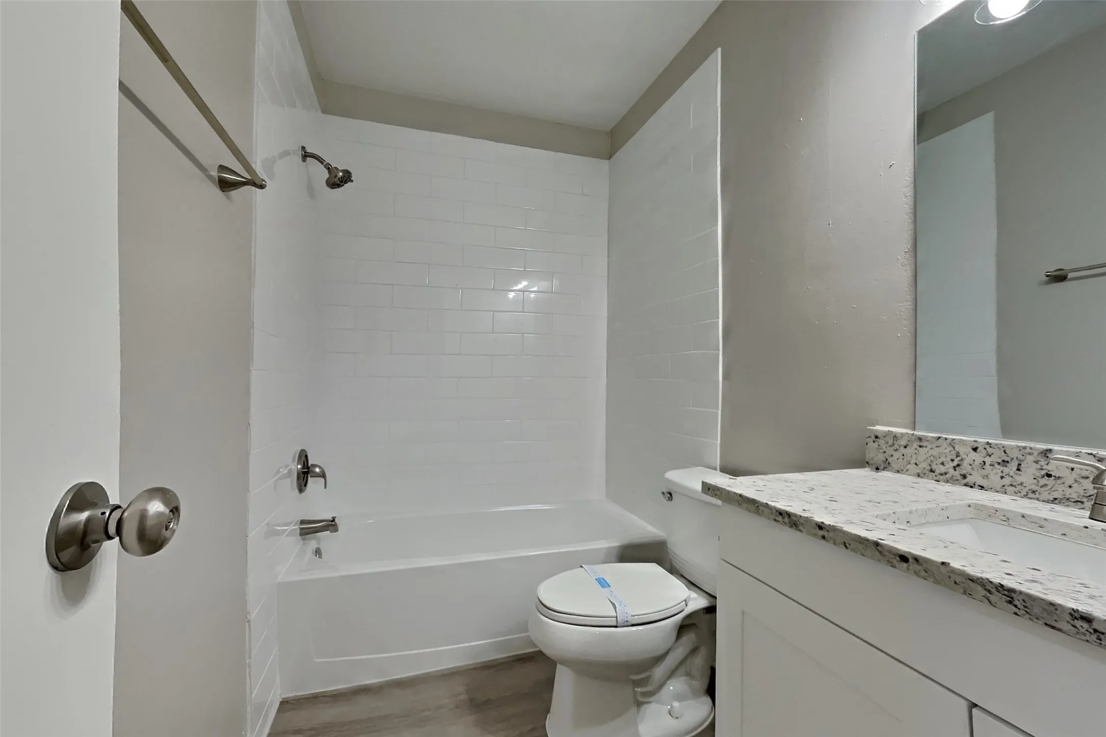 Single Family Residence For Rent in Tarrant County , 6006 Lavaca Drive, Arlington, Texas 76018, 3 Bedroom, 2 Bathroom, 2 Garage spaces, 1,428 Sqft, built in 1993, mls#21379664, Real Estate Agent in Arlington, Homes For Rent in Tarrant county, Homes For Rent in Arlington, Realtor in Arlington Texas, Real Estate Brokerage Independent Realty Texas, Luminita Cordes Realtor