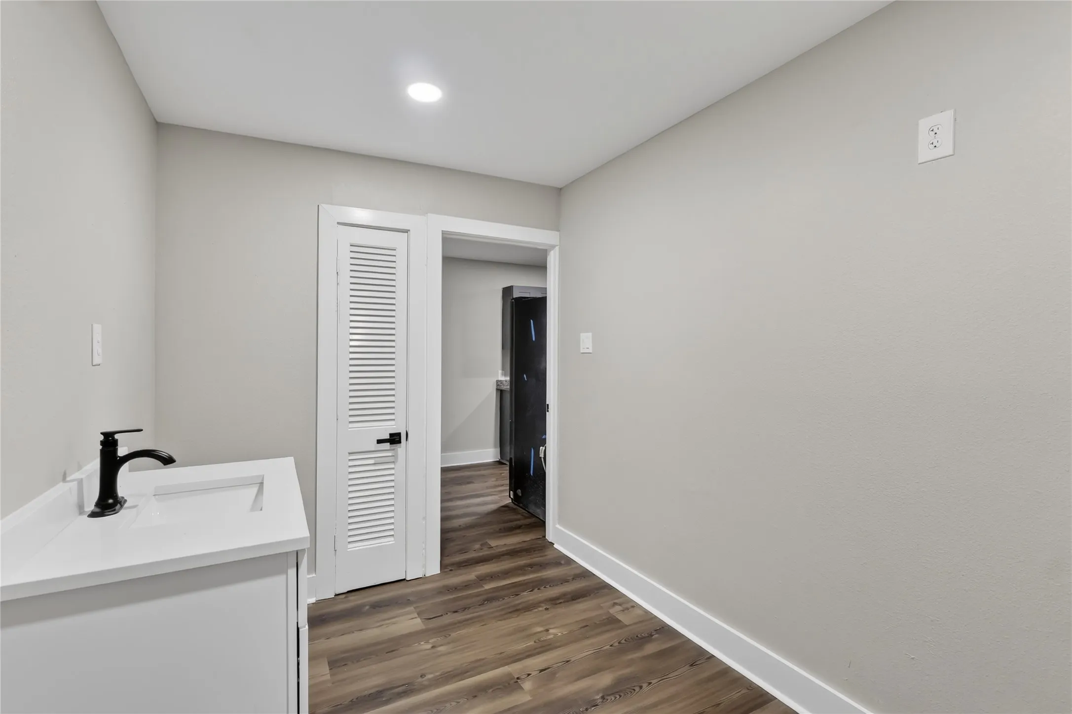 Single Family Residence For Sale in Dallas County , 1240 Tosch Lane, Mesquite, Texas 75149, 3 Bedroom, 2 Bathroom, 2 Garage spaces, 1,893 Sqft, built in 1959, mls#21379666, Real Estate Agent in Mesquite, Homes For Sale in Dallas county, Homes For Sale in Mesquite, Realtor in Mesquite Texas, Real Estate Brokerage Independent Realty Texas, Luminita Cordes Realtor