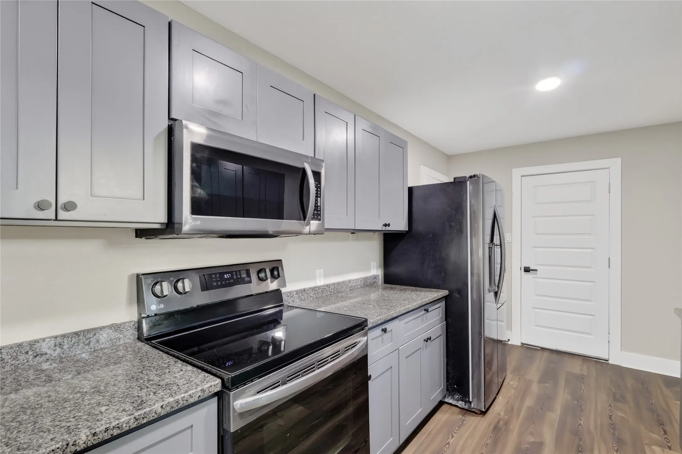 Single Family Residence For Sale in Dallas County , 1240 Tosch Lane, Mesquite, Texas 75149, 3 Bedroom, 2 Bathroom, 2 Garage spaces, 1,893 Sqft, built in 1959, mls#21379666, Real Estate Agent in Mesquite, Homes For Sale in Dallas county, Homes For Sale in Mesquite, Realtor in Mesquite Texas, Real Estate Brokerage Independent Realty Texas, Luminita Cordes Realtor