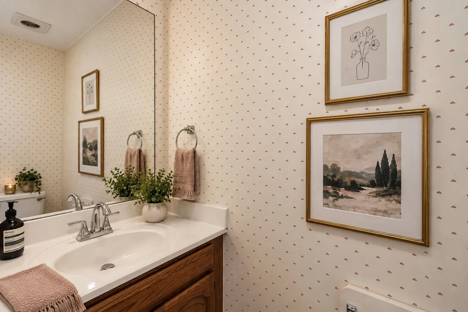 Condominium For Rent in Dallas County , 5100 Verde Valley Lane 117, Dallas, Texas 75254, 2 Bedroom, 2 Bathroom, Garage spaces, 1,013 Sqft, built in 1982, mls#21377128, Real Estate Agent in Dallas, Homes For Rent in Dallas county, Homes For Rent in Dallas, Realtor in Dallas Texas, Real Estate Brokerage Independent Realty Texas, Luminita Cordes Realtor